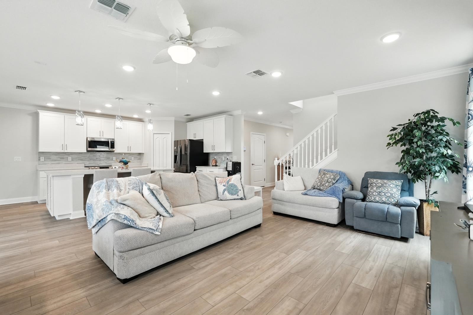 Image 9 of 63 For 28 Ridge Rd  