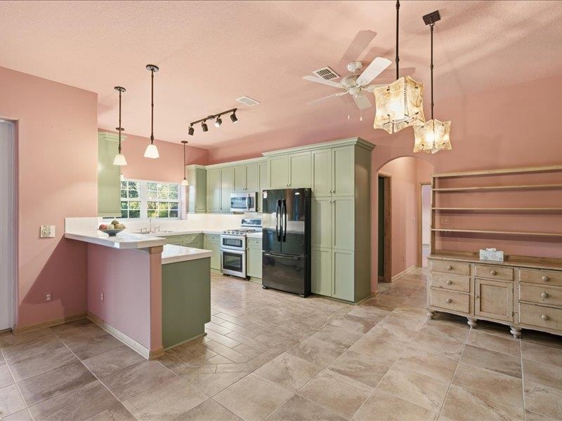 Image 13 of 57 For 99 Grand Ravine Dr