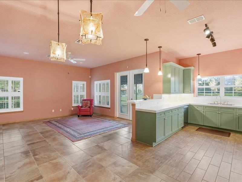 Image 14 of 57 For 99 Grand Ravine Dr