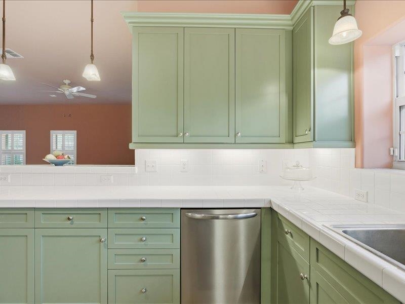 Image 18 of 57 For 99 Grand Ravine Dr