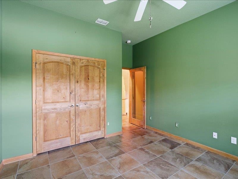 Image 21 of 57 For 99 Grand Ravine Dr