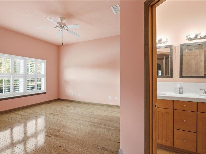 Image 24 of 57 For 99 Grand Ravine Dr