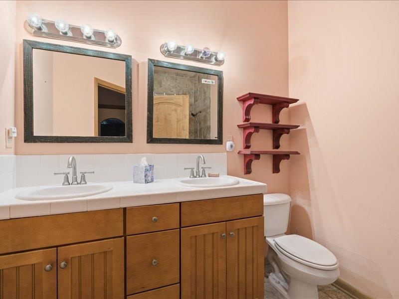 Image 29 of 57 For 99 Grand Ravine Dr