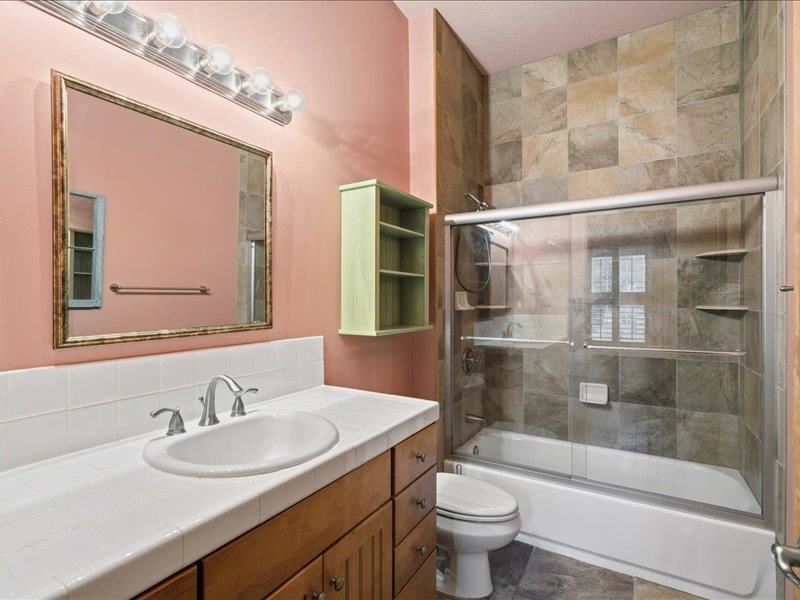 Image 33 of 57 For 99 Grand Ravine Dr