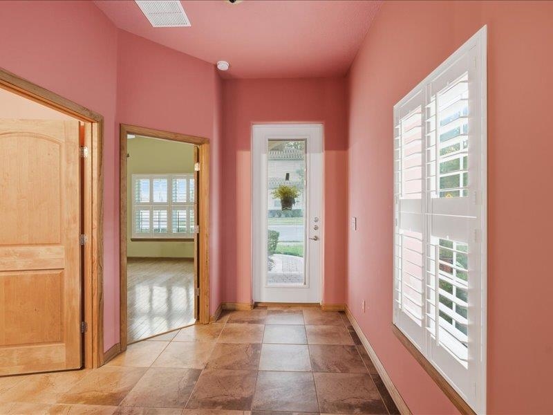 Image 7 of 57 For 99 Grand Ravine Dr