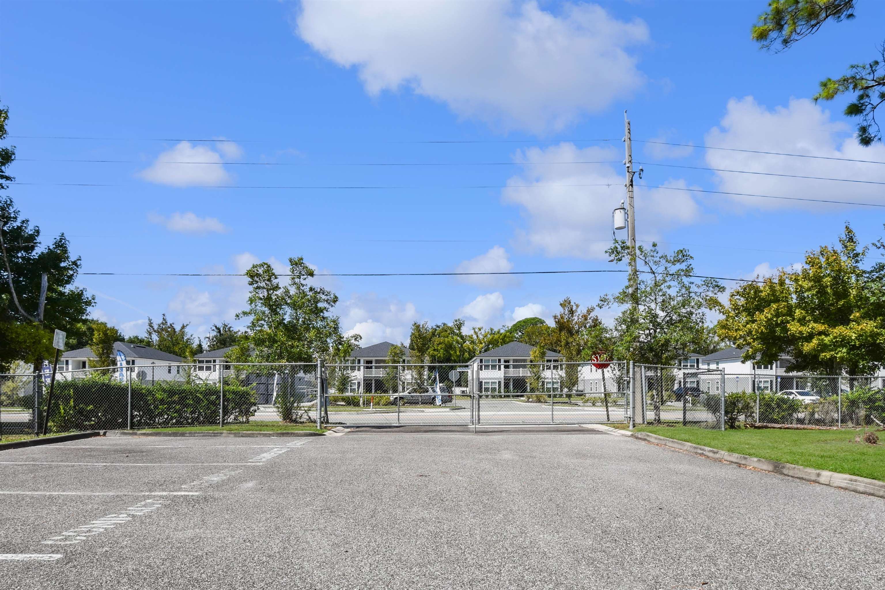 Image 77 of 83 For 9512 Sunbeam Center Dr