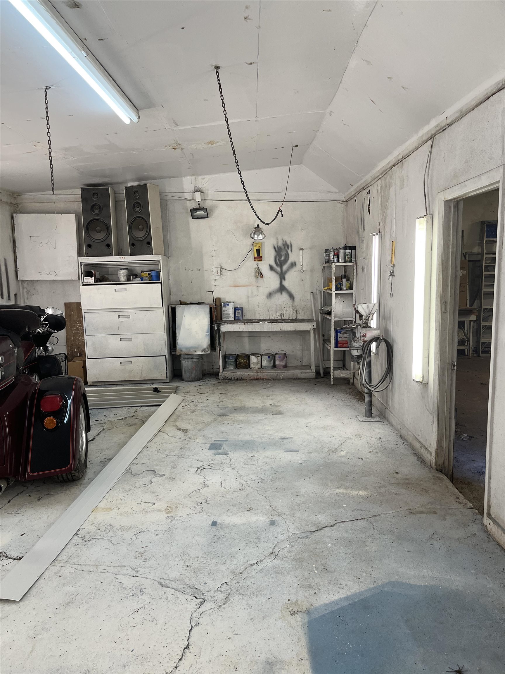 Image 13 of 50 For 5125 Avenue D