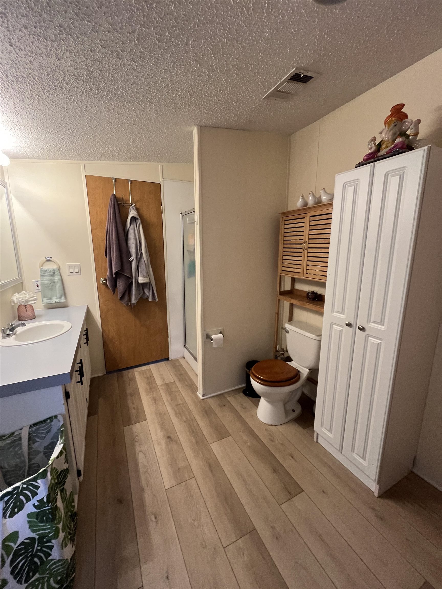 Image 31 of 50 For 5125 Avenue D