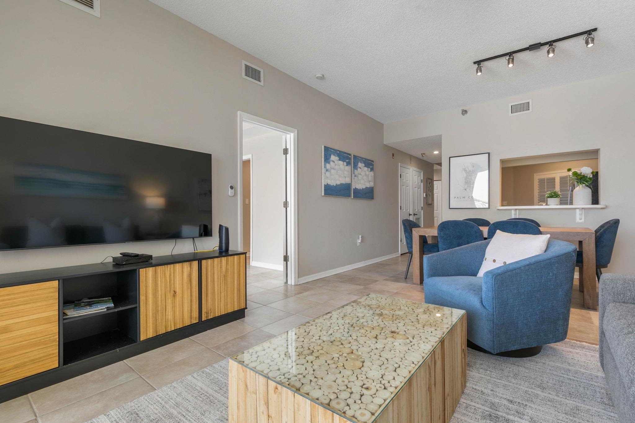 Image 10 of 67 For 104 Surfview Dr  2105