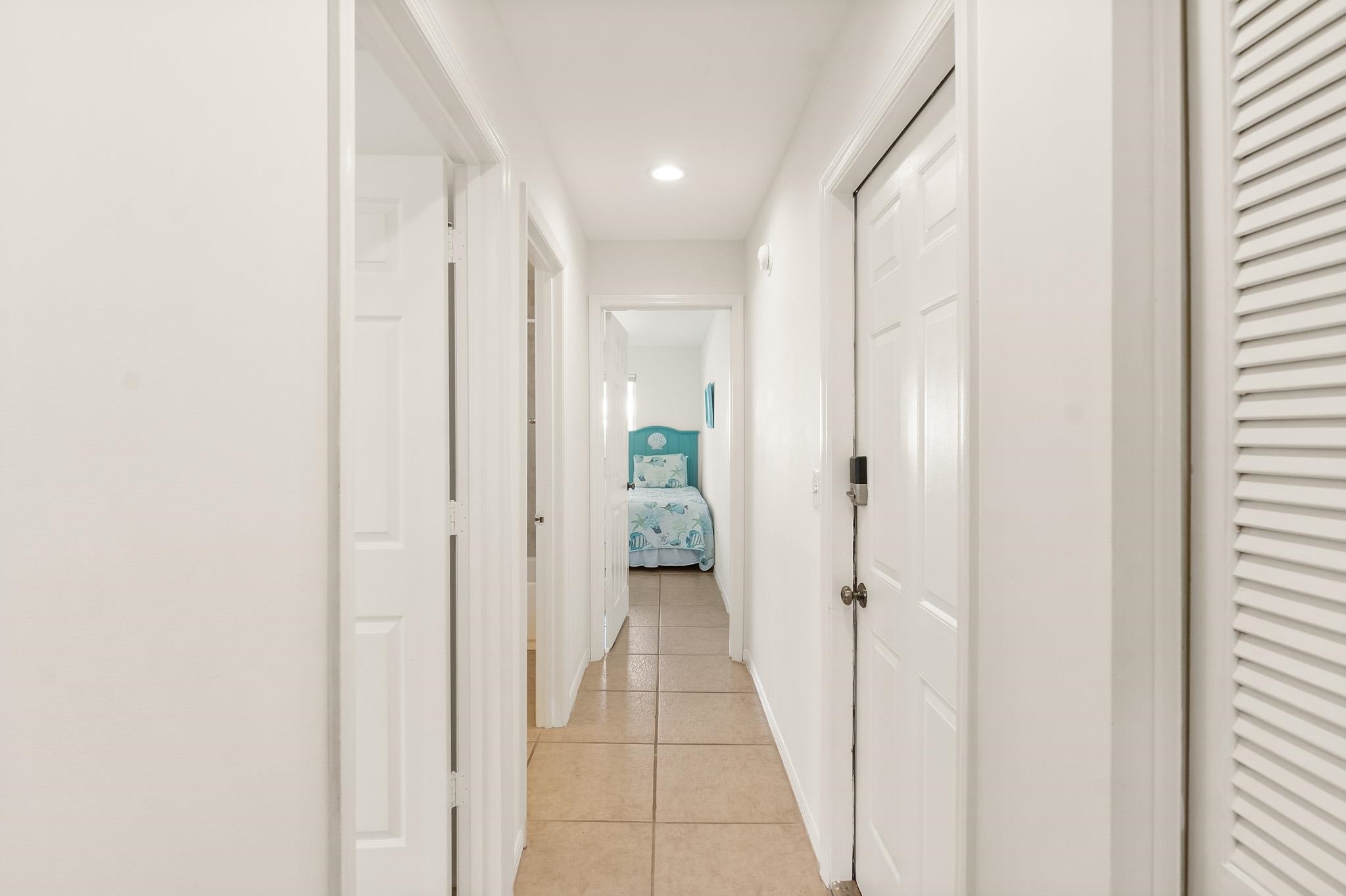 Image 32 of 85 For 1728 Sea Fair Dr