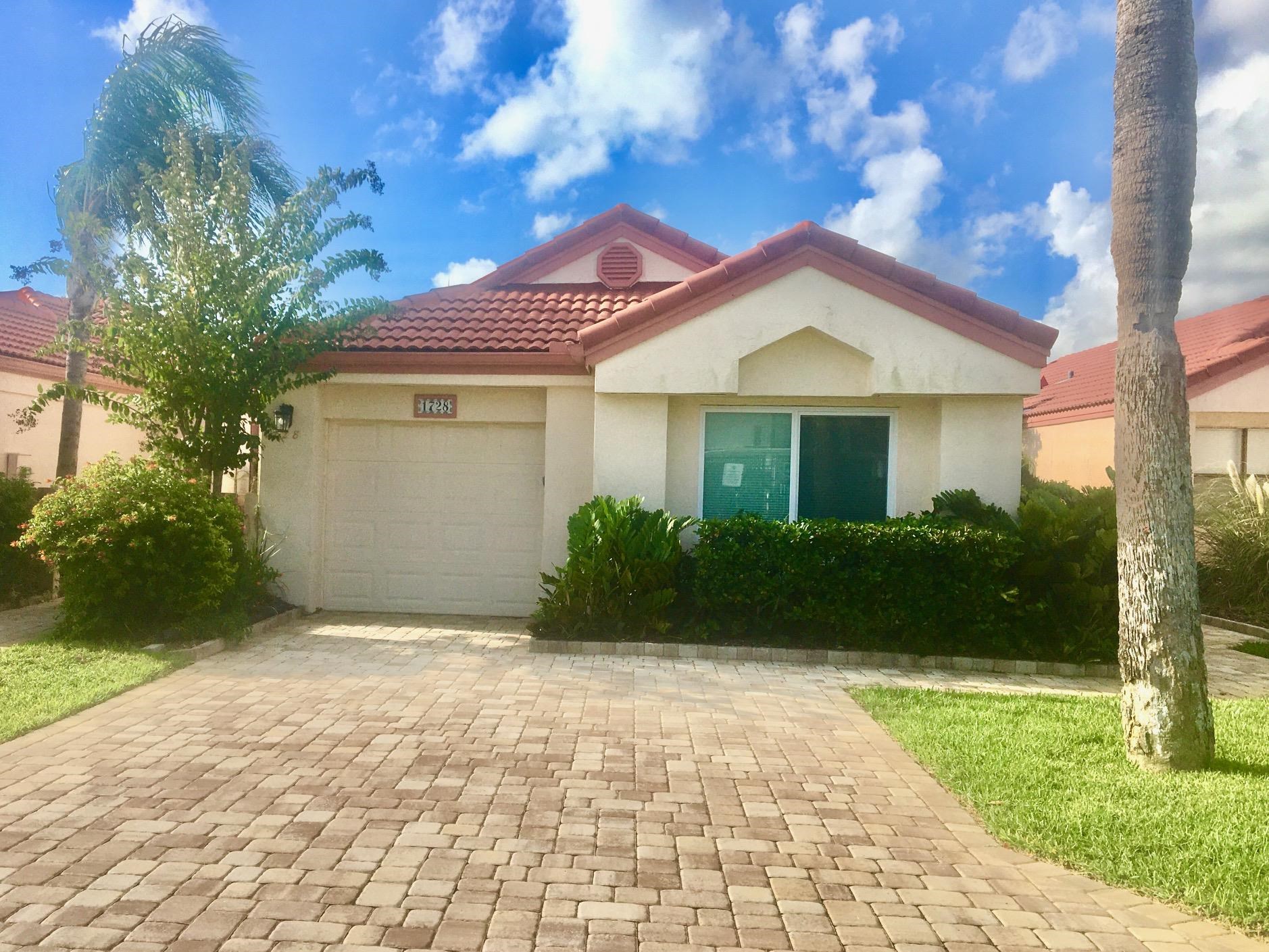 Image 49 of 85 For 1728 Sea Fair Dr