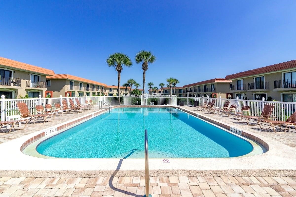 Image 38 of 44 For 826 A1a Beach Blvd #50