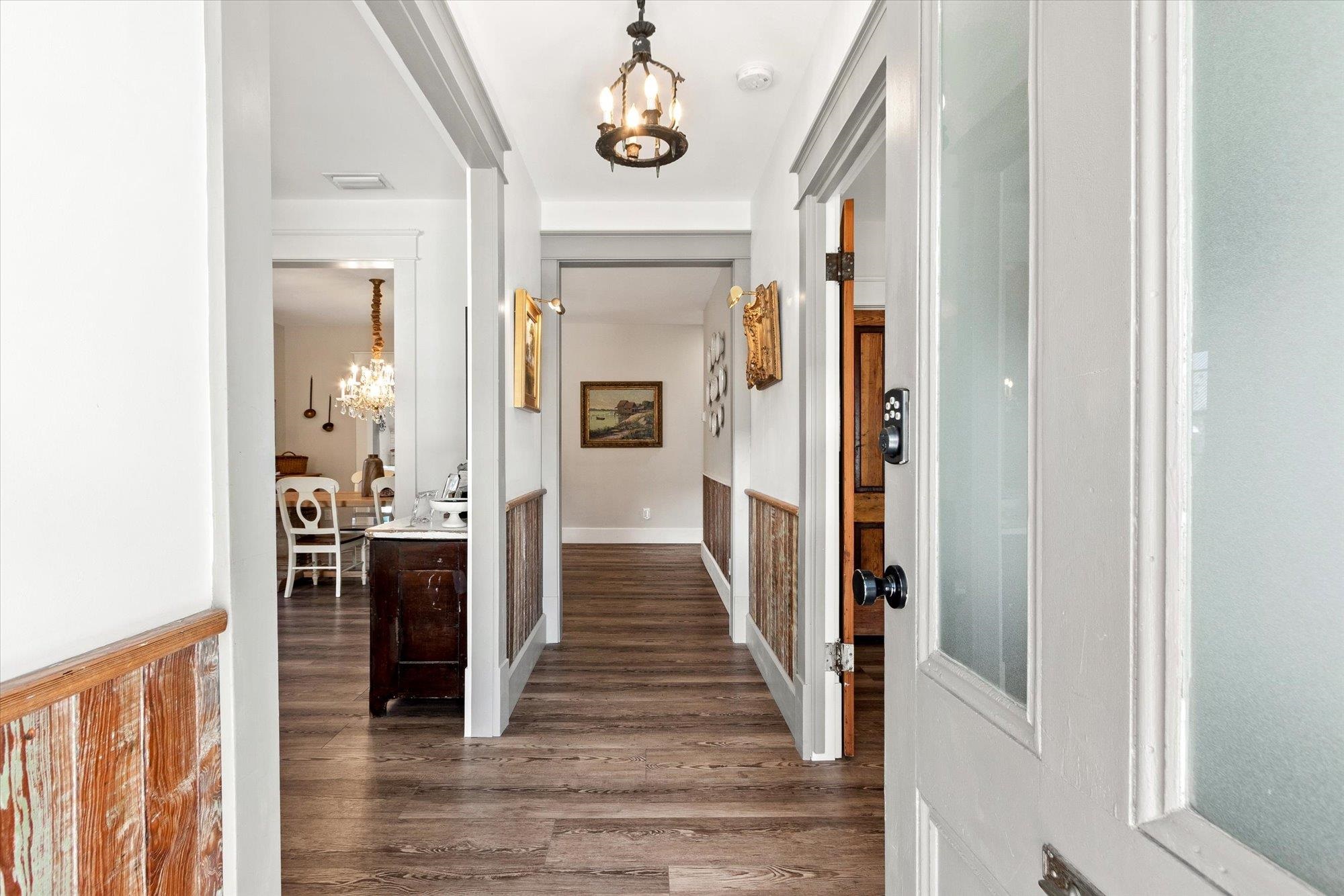 Image 10 of 75 For 16 Locust St