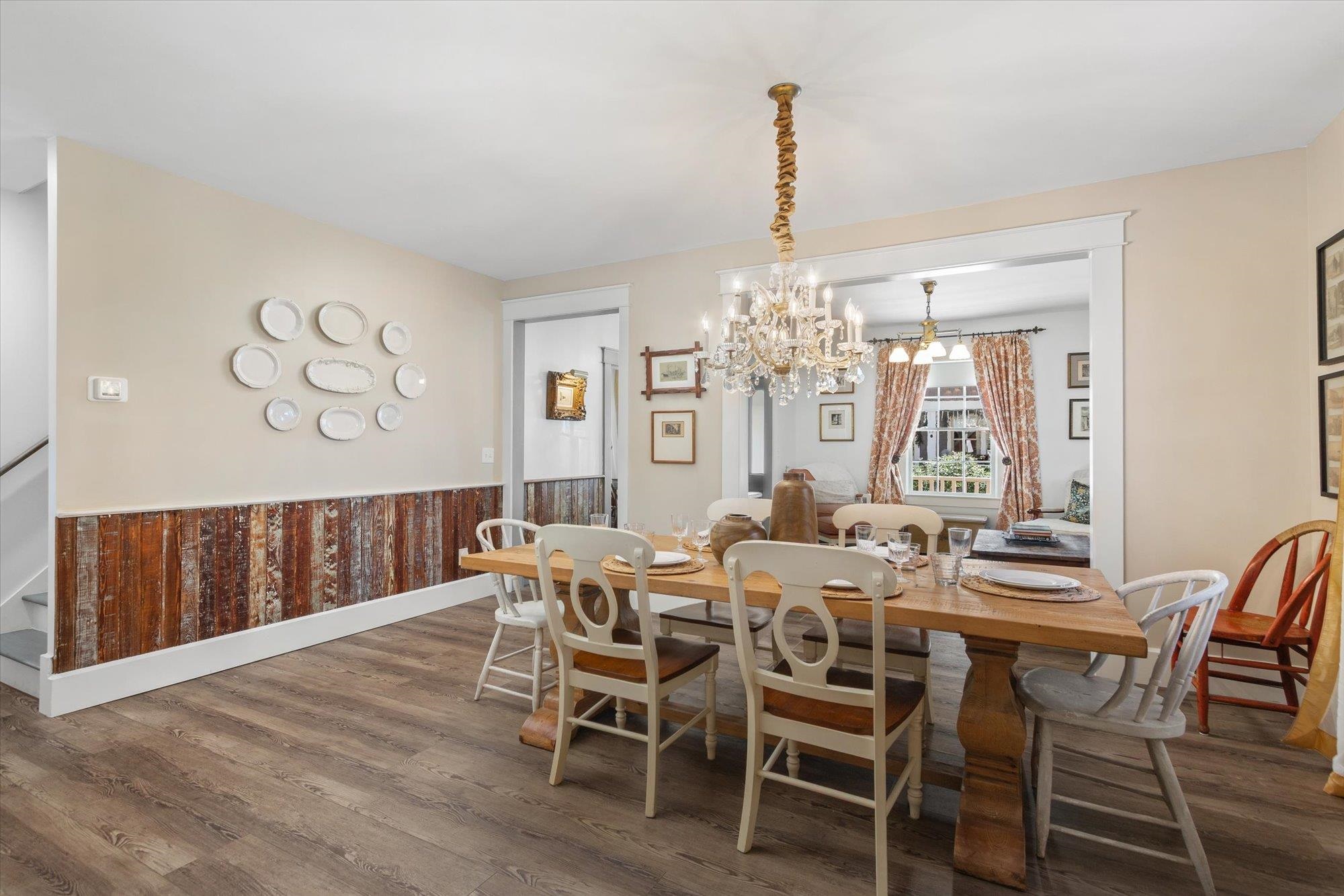 Image 22 of 75 For 16 Locust St