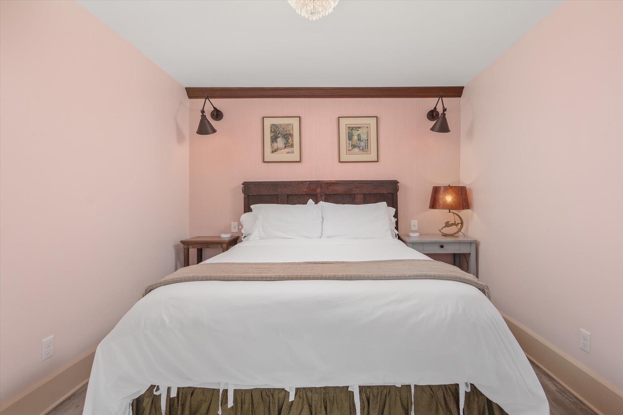 Image 63 of 75 For 16 Locust St