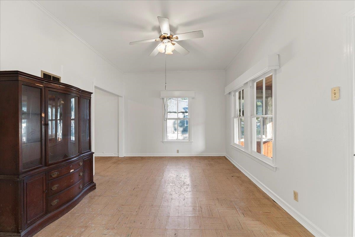 Image 13 of 46 For 10 Clark St  