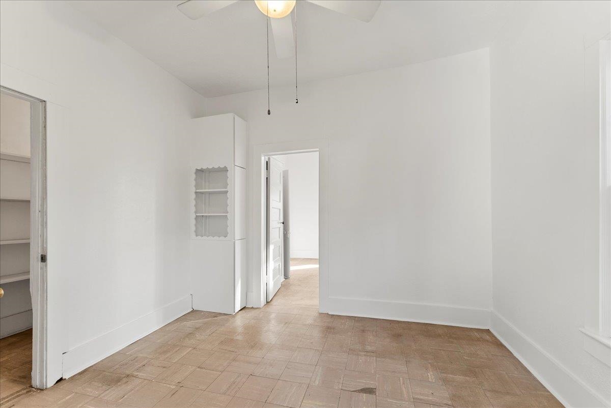 Image 20 of 46 For 10 Clark St  