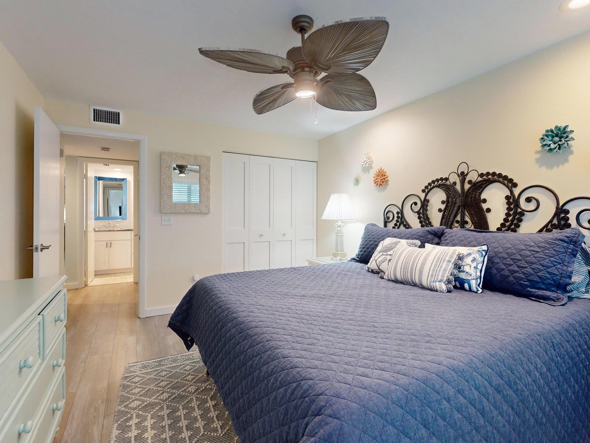 Image 40 of 100 For 301 Premier Vista Way