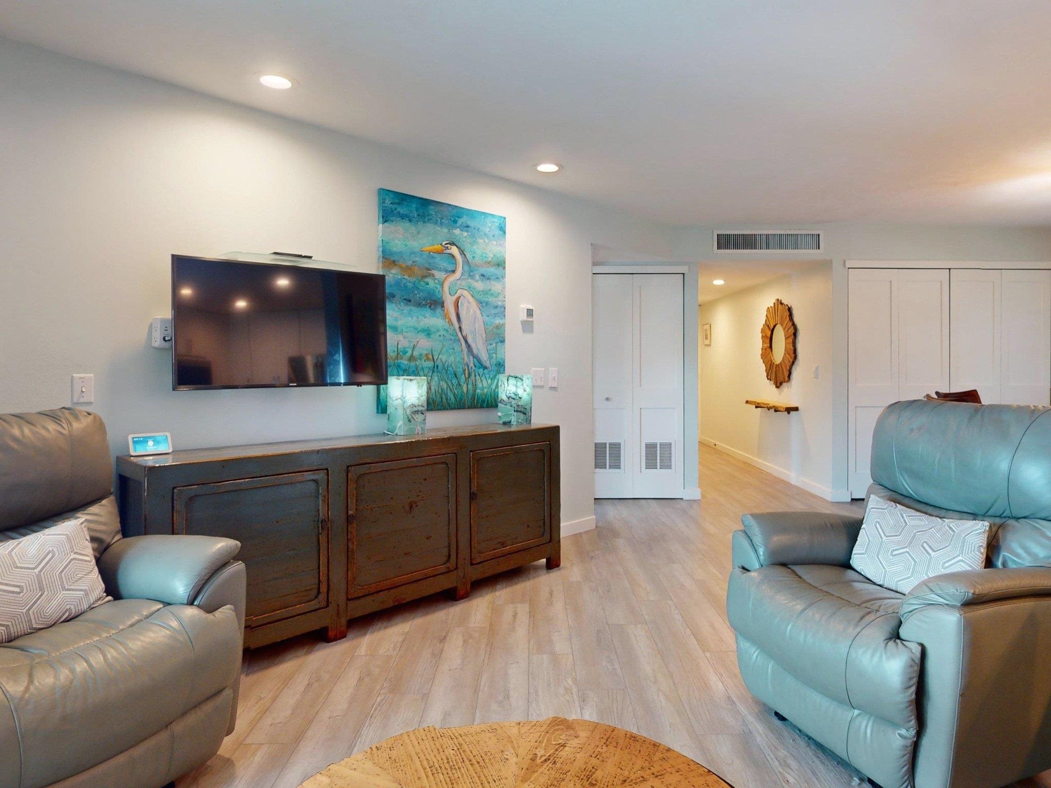 Image 9 of 100 For 301 Premier Vista Way