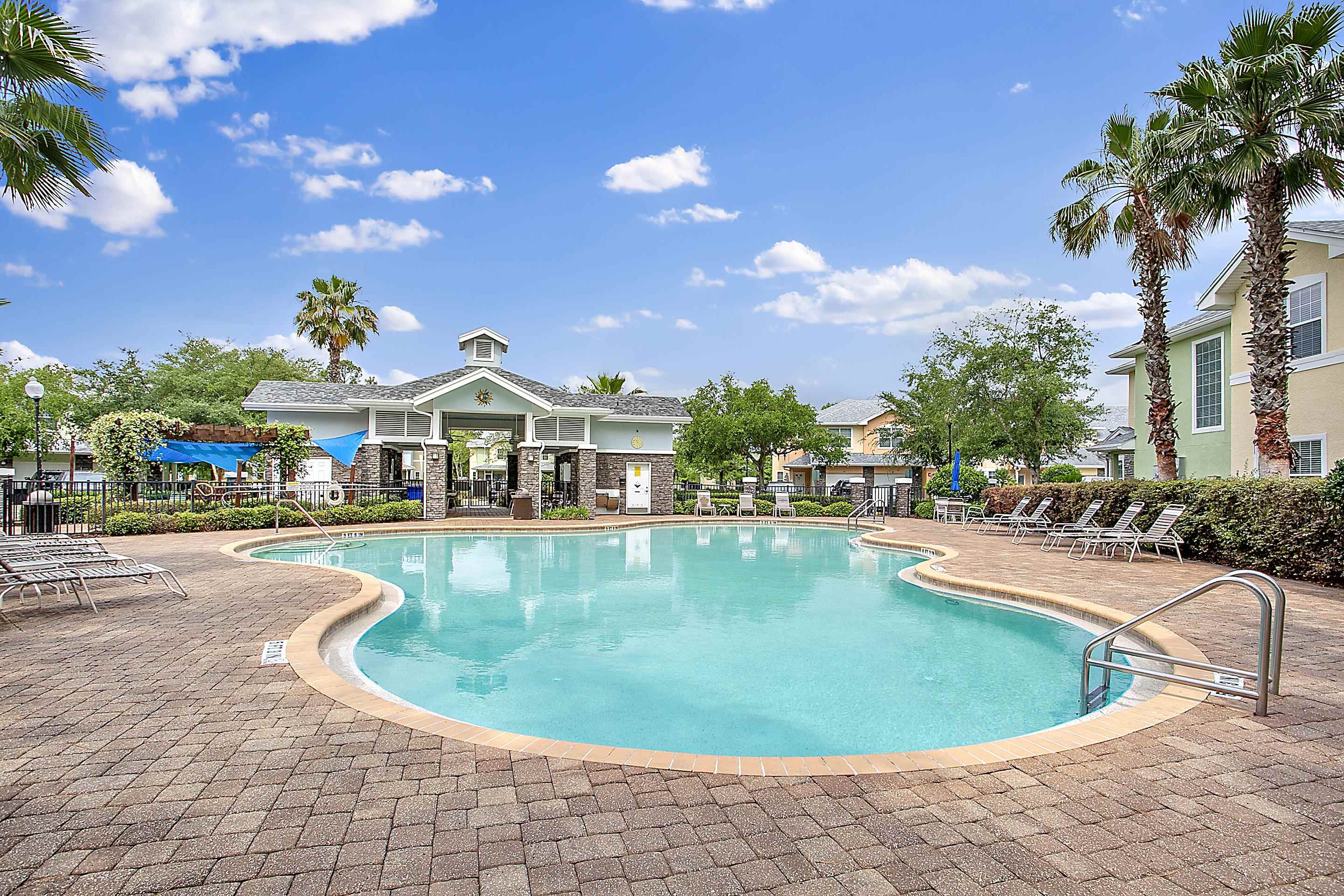 Image 20 of 22 For 115 Pine Hollow Trl E 106