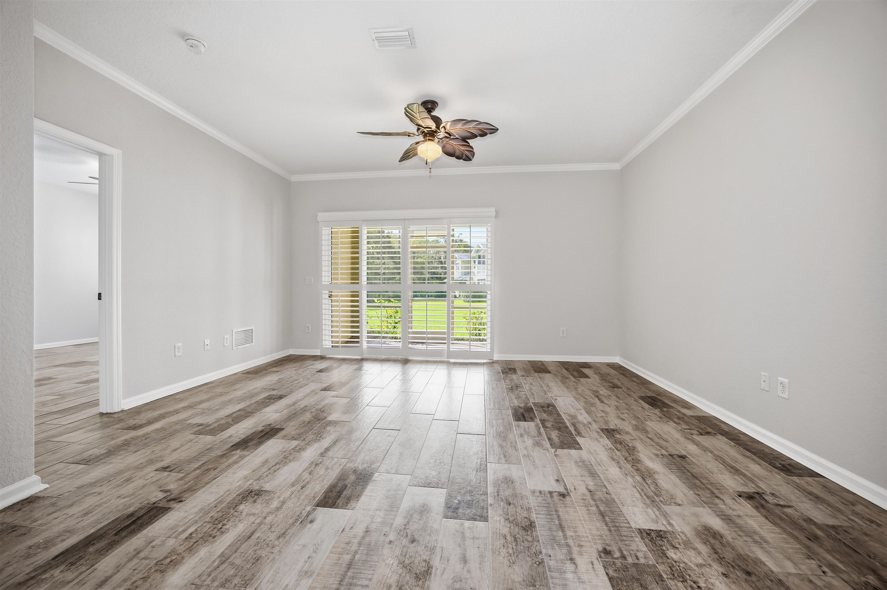 Image 7 of 22 For 115 Pine Hollow Trl E 106