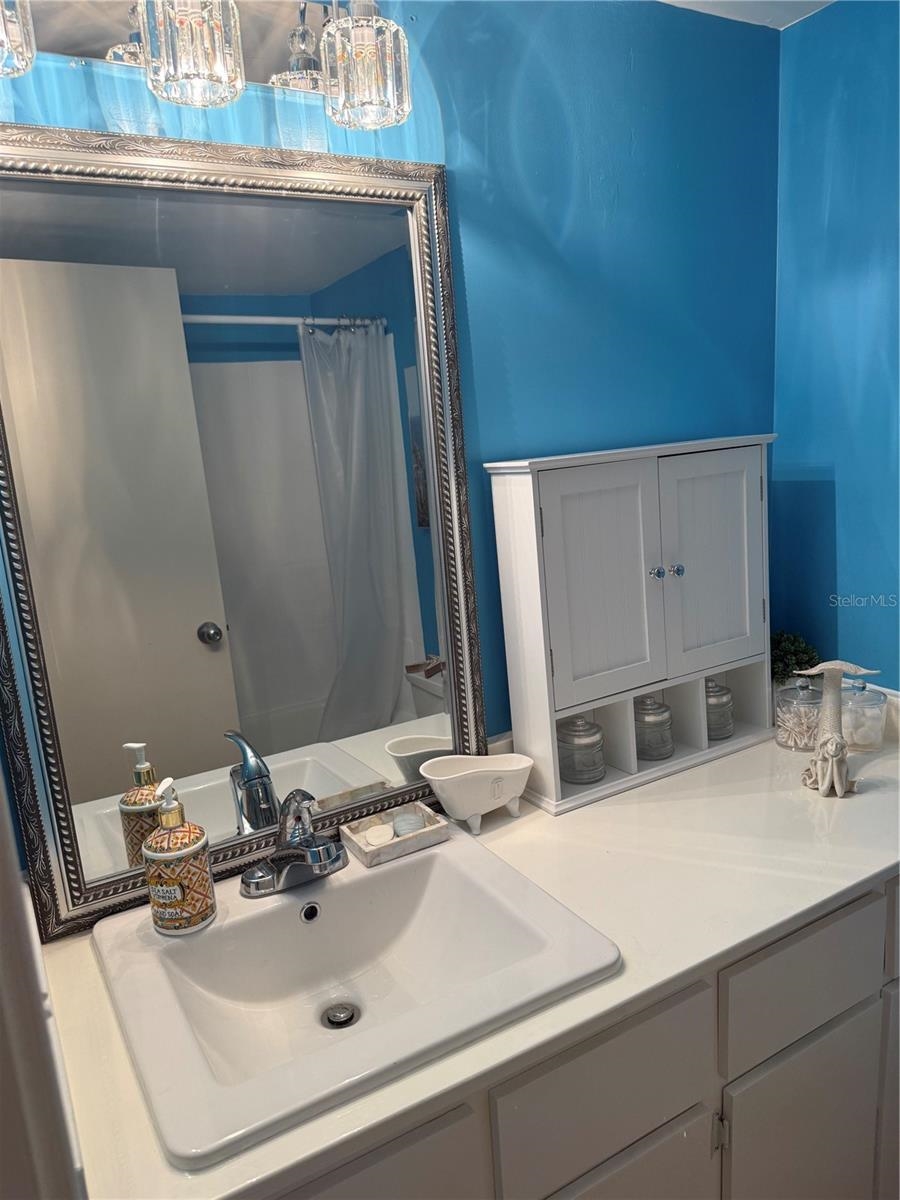 Image 19 of 26 For 42 Club House Dr  205