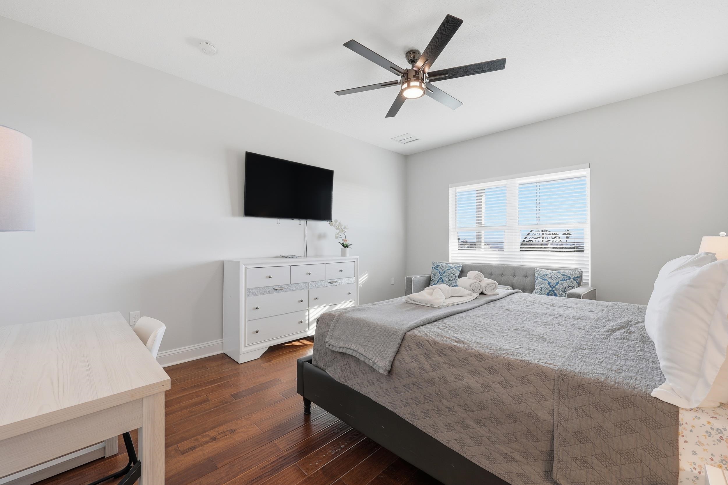 Image 20 of 63 For 4969 Alta Vista Ave