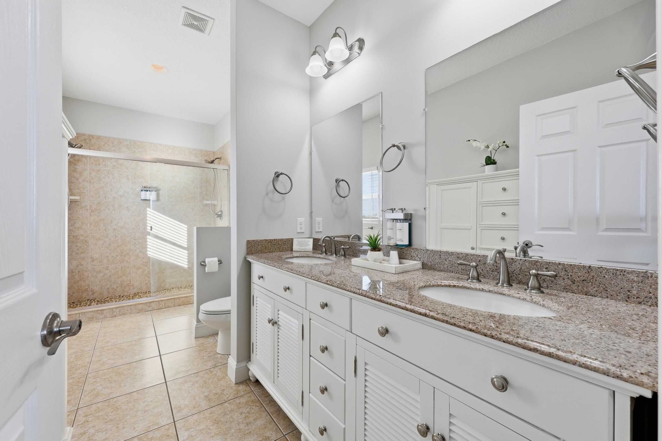 Image 22 of 63 For 4969 Alta Vista Ave