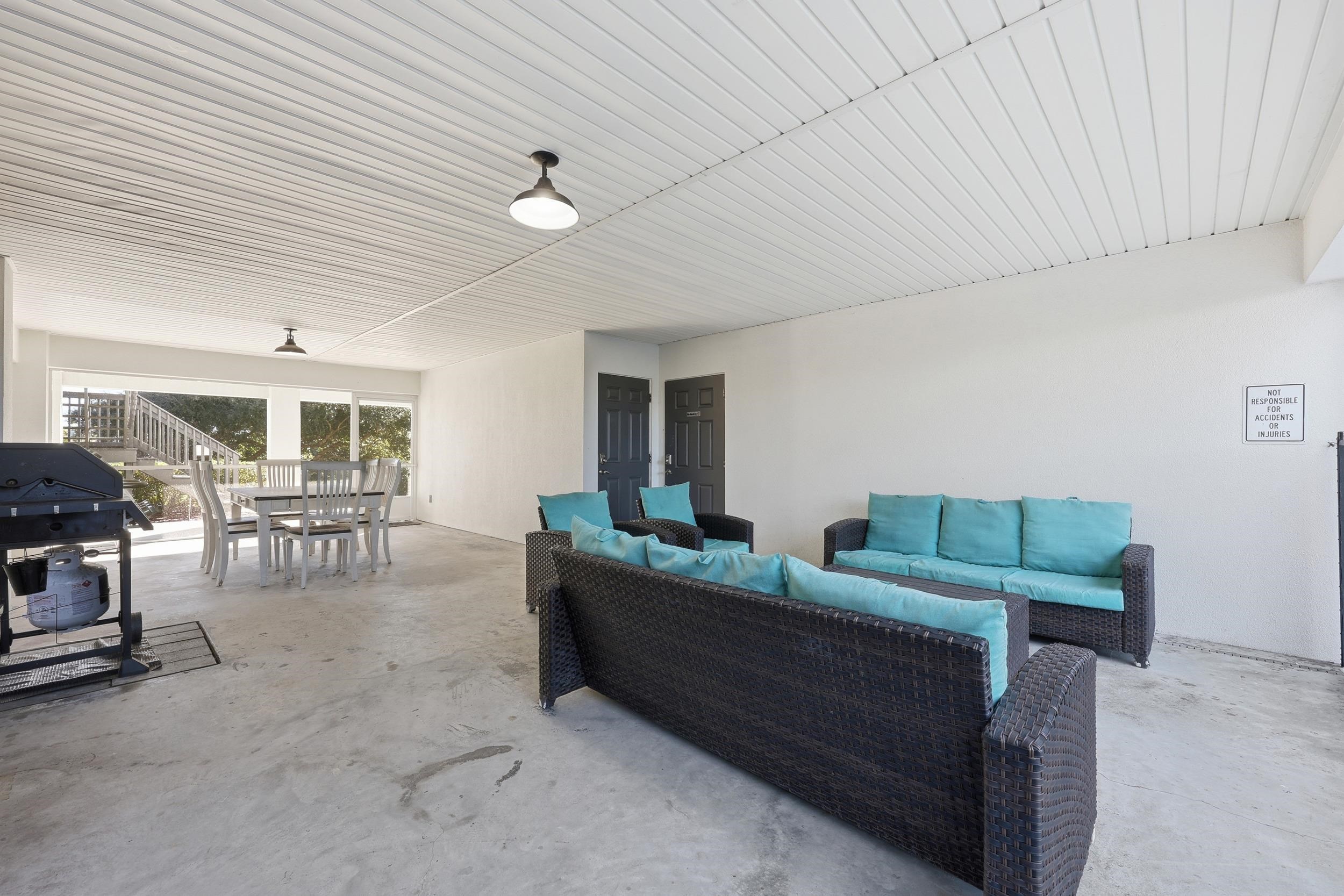 Image 41 of 63 For 4969 Alta Vista Ave