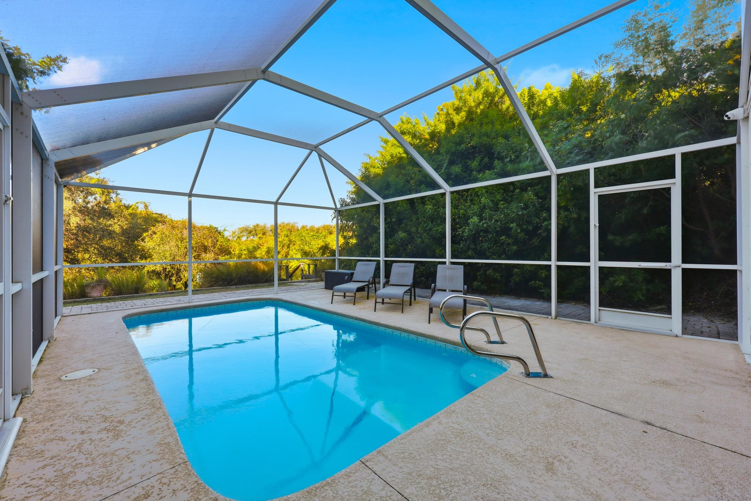 Image 42 of 63 For 4969 Alta Vista Ave