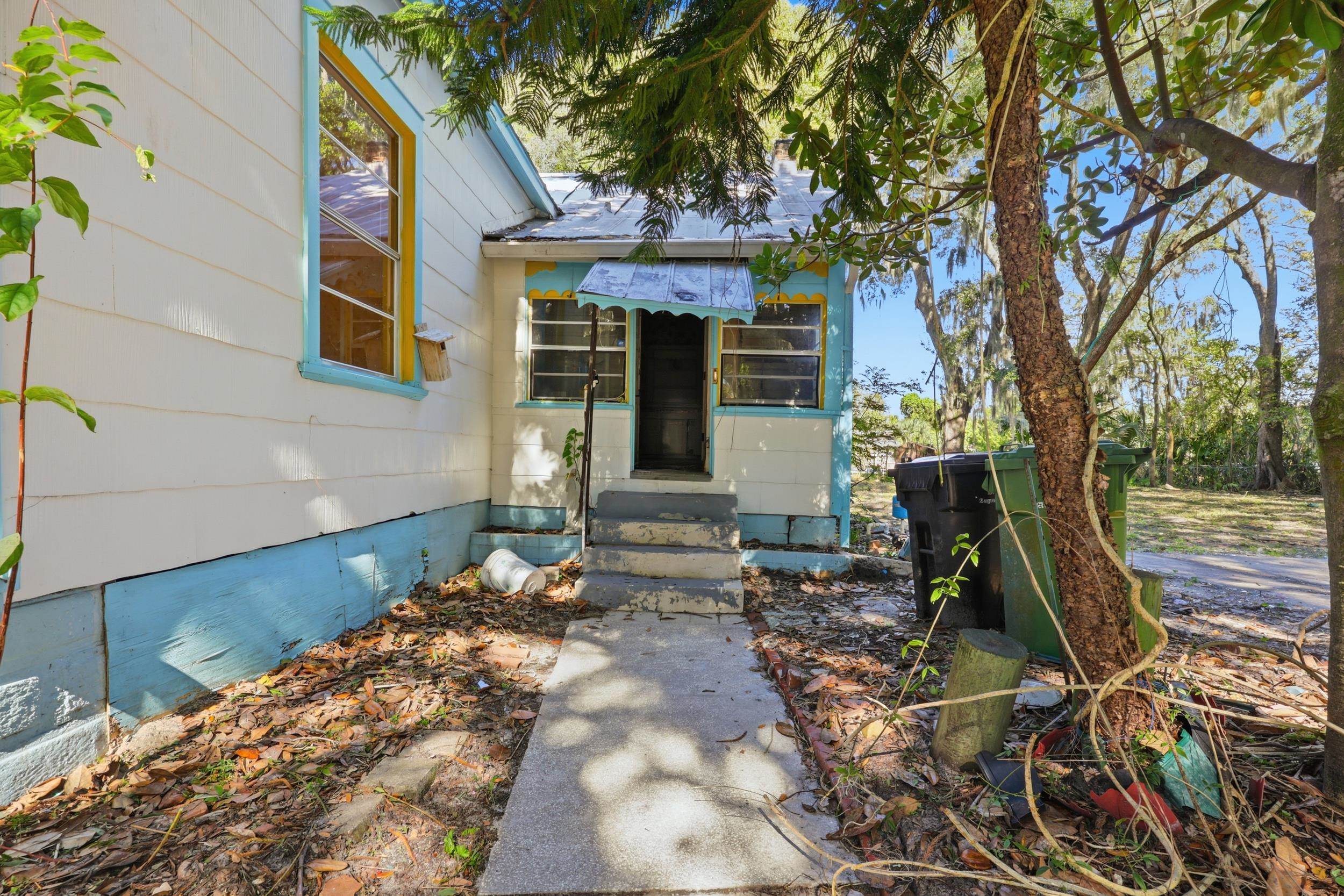 Image 2 of 39 For 9 Masters Dr