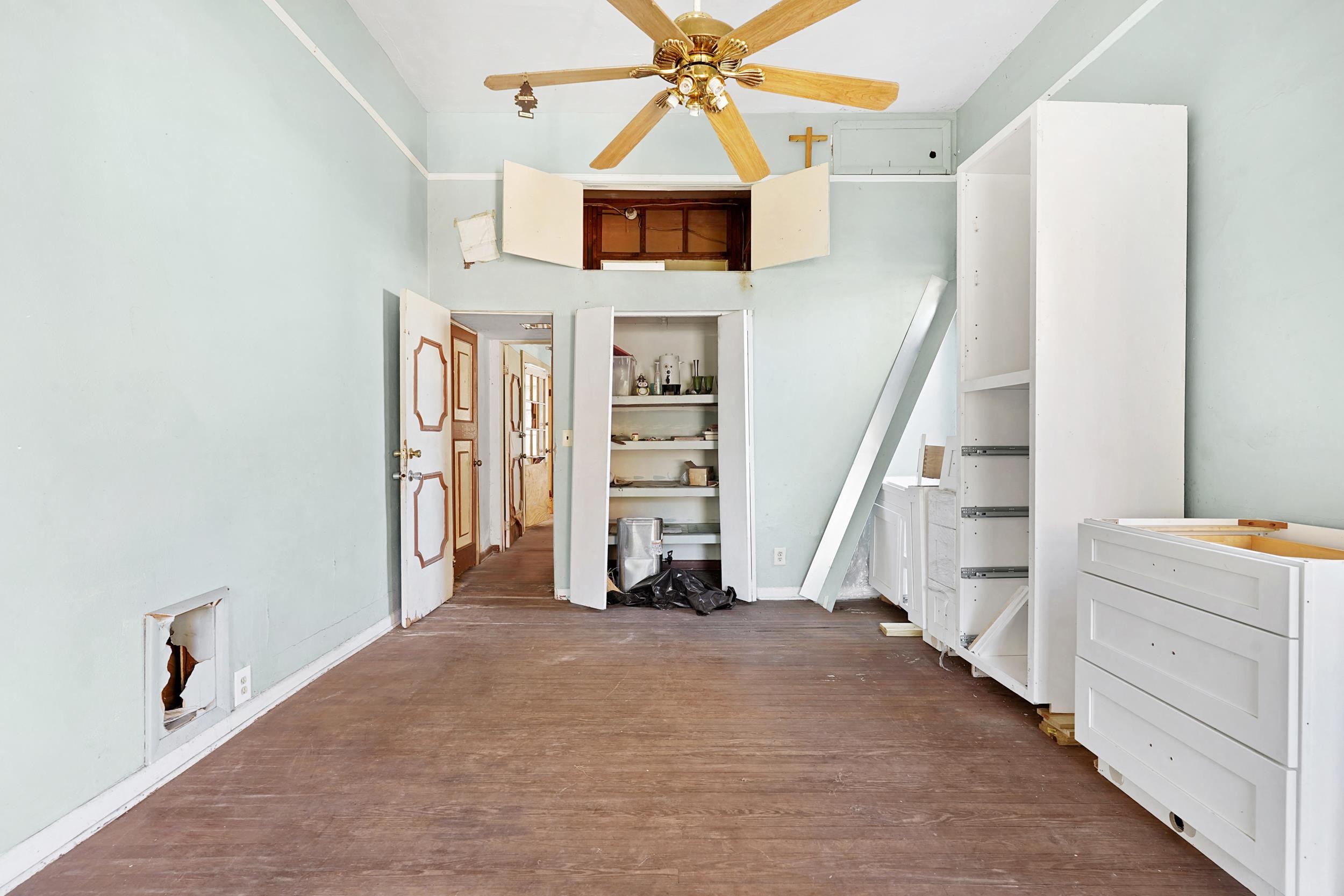 Image 15 of 44 For 221 5th St S