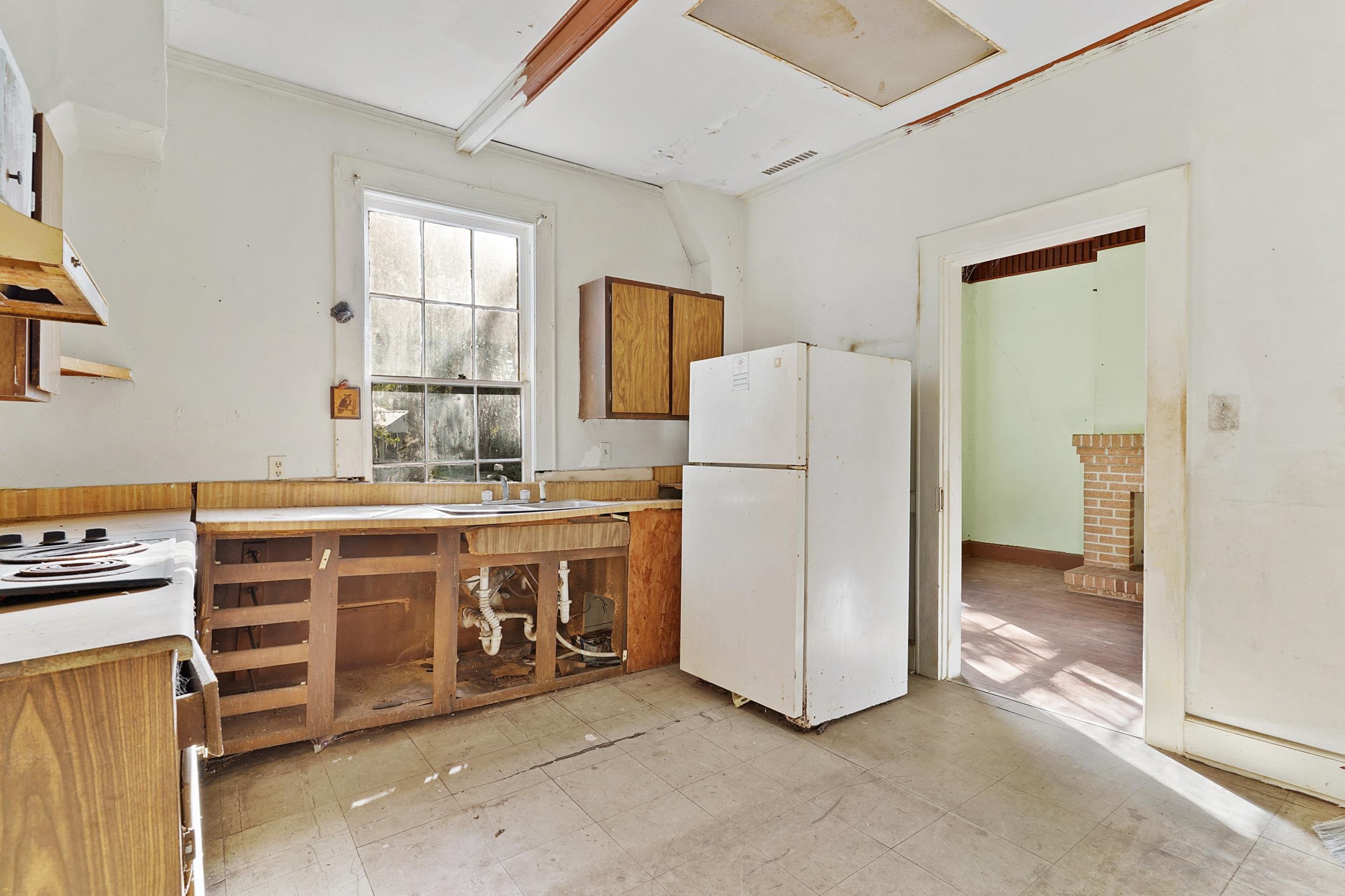 Image 17 of 44 For 221 5th St S