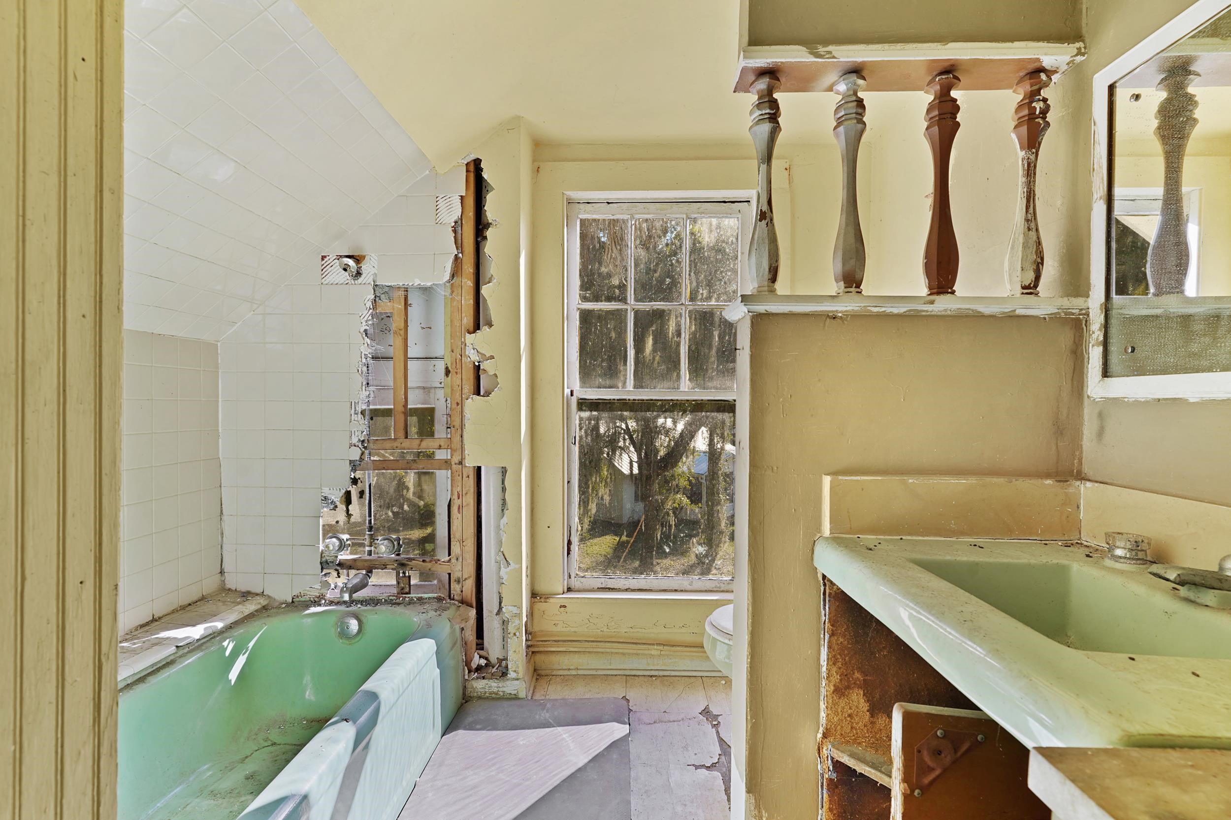 Image 31 of 44 For 221 5th St S