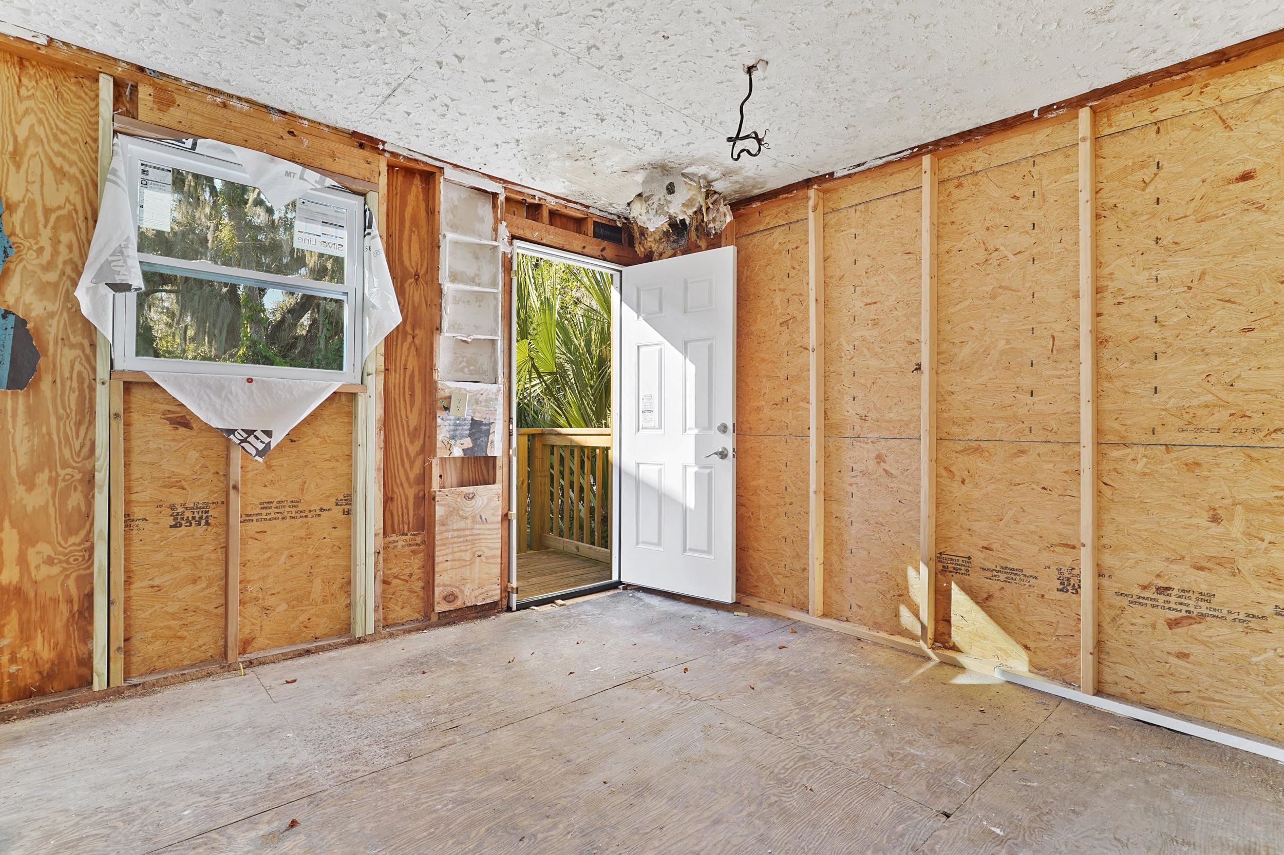 Image 34 of 44 For 221 5th St S