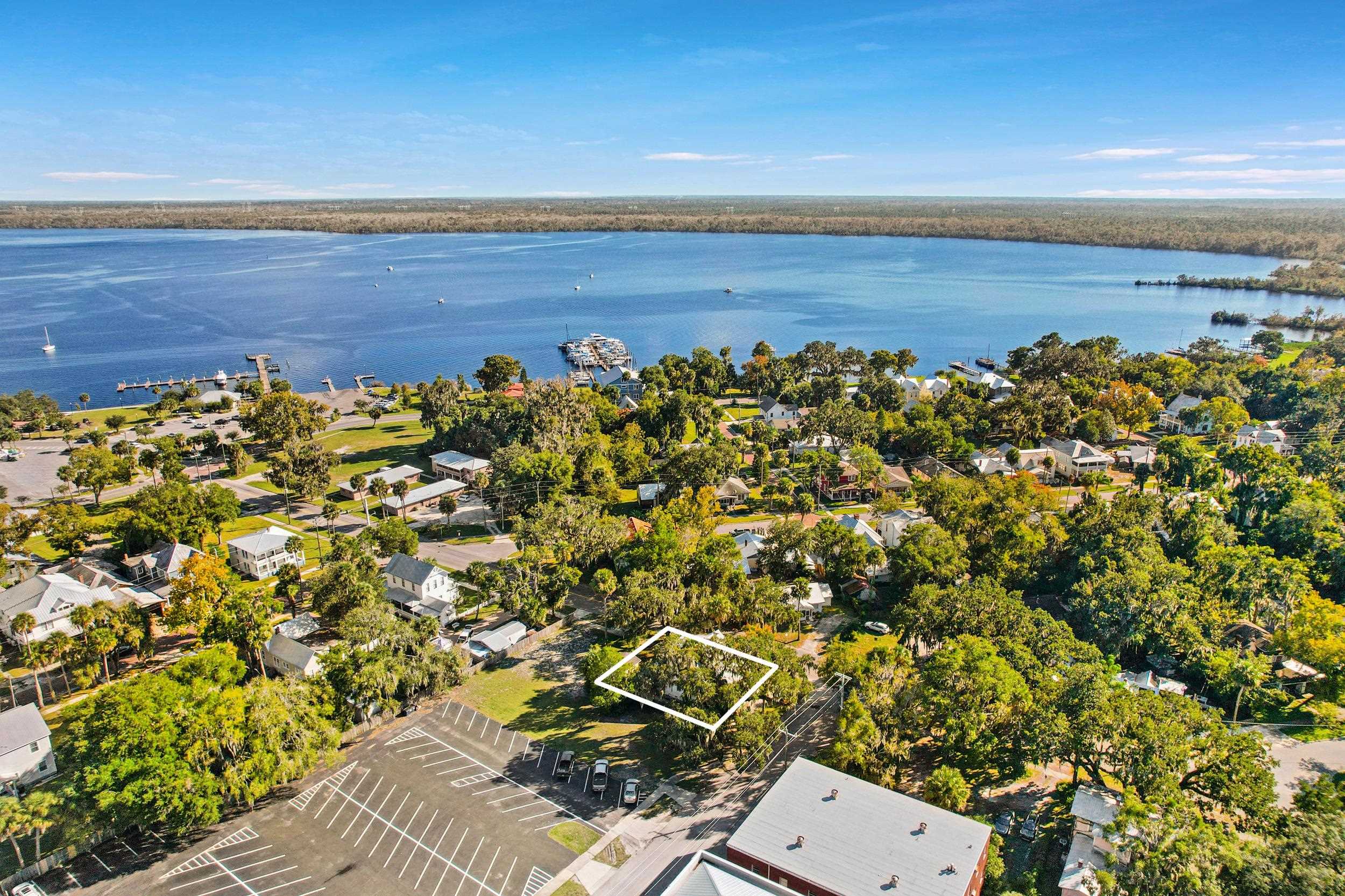 Image 38 of 44 For 221 5th St S