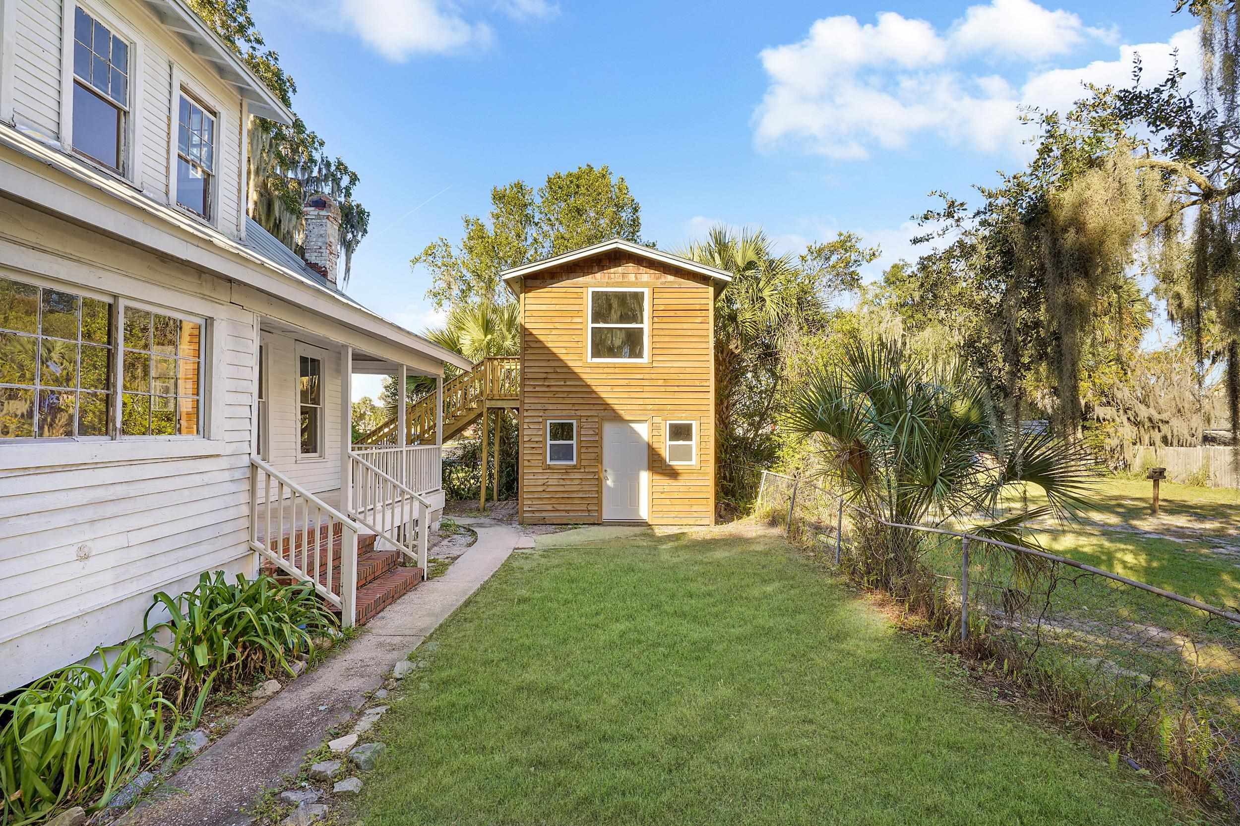 Image 5 of 44 For 221 5th St S