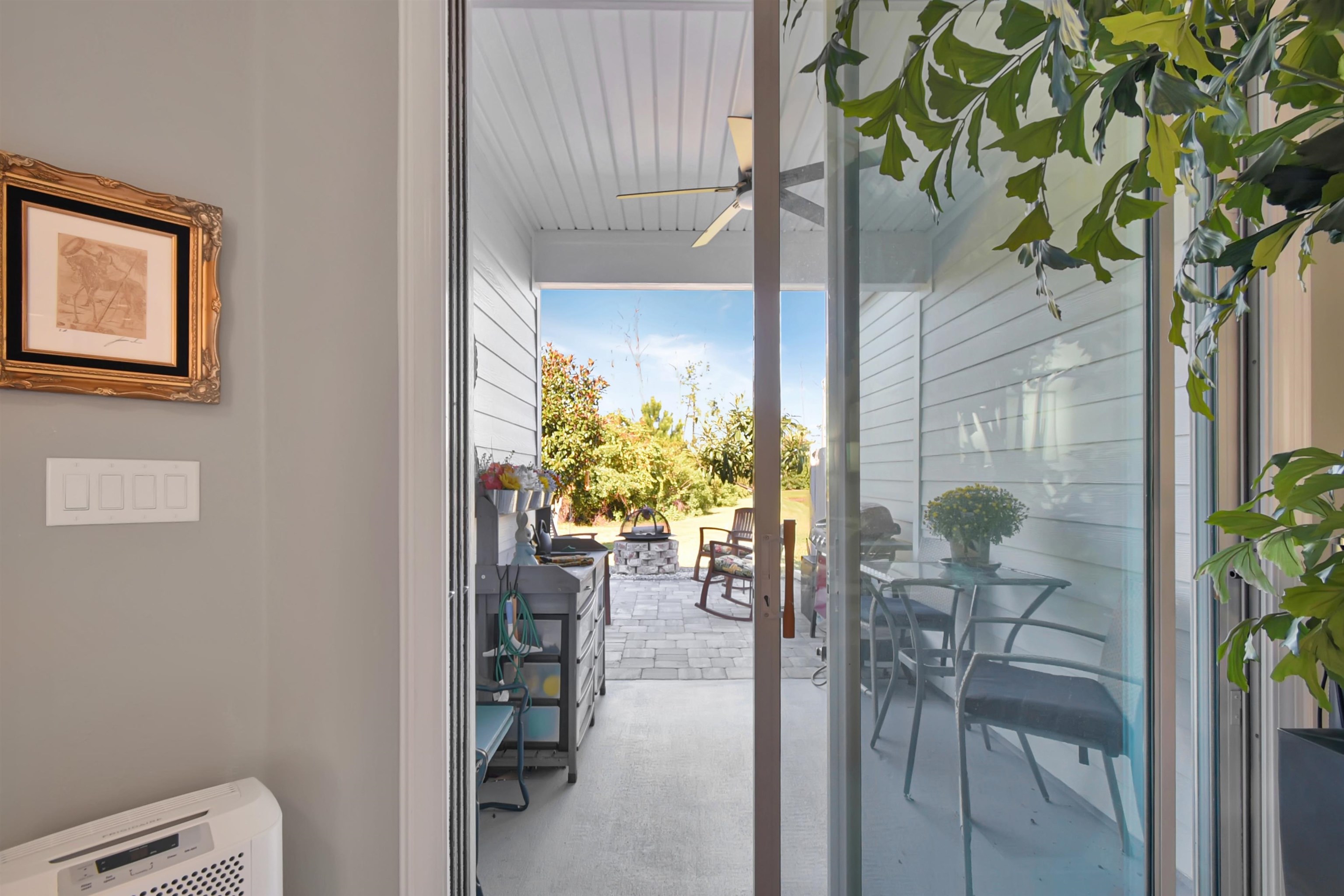 Image 28 of 40 For 108 Leeward Island Dr