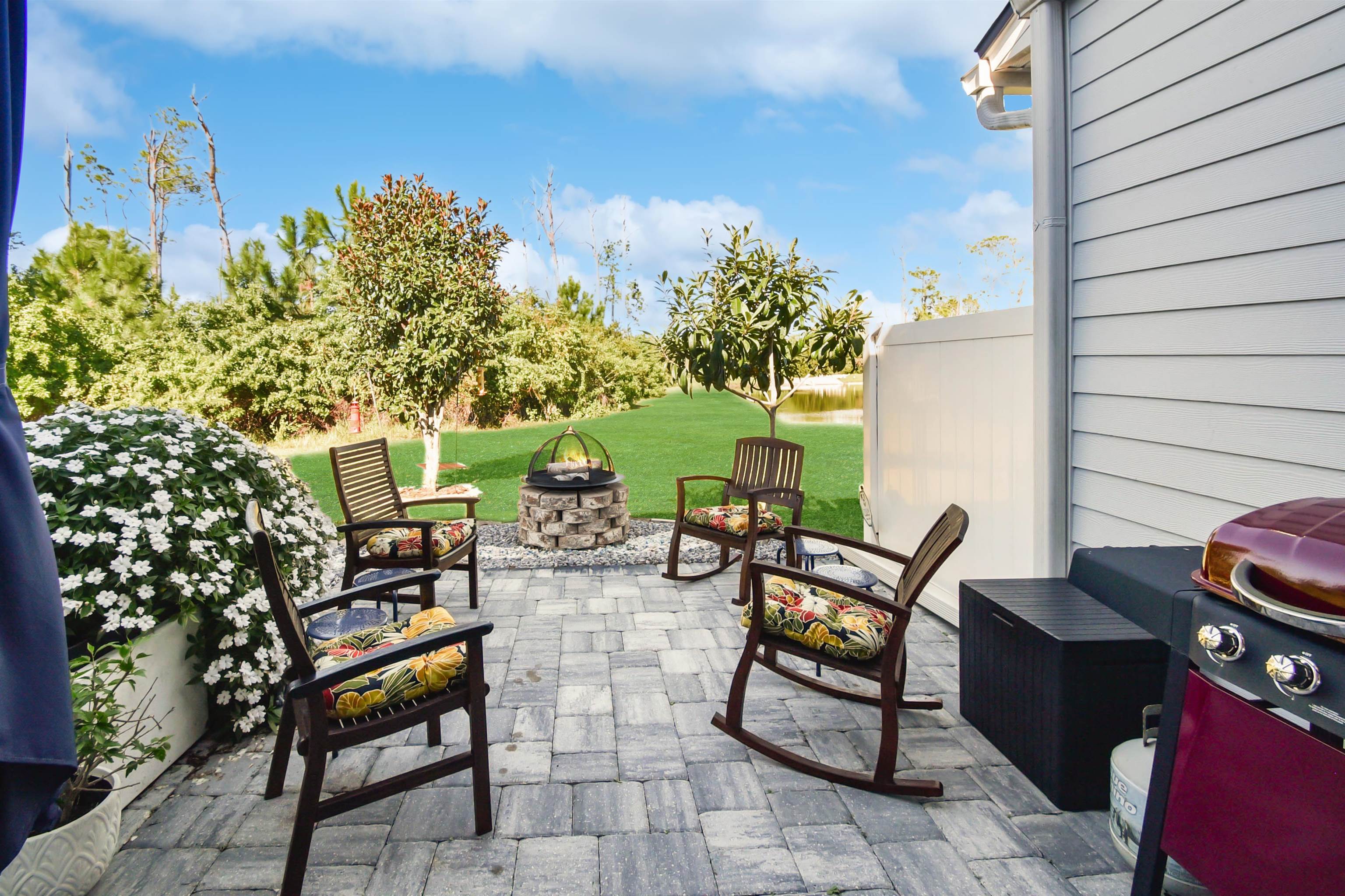 Image 30 of 40 For 108 Leeward Island Dr