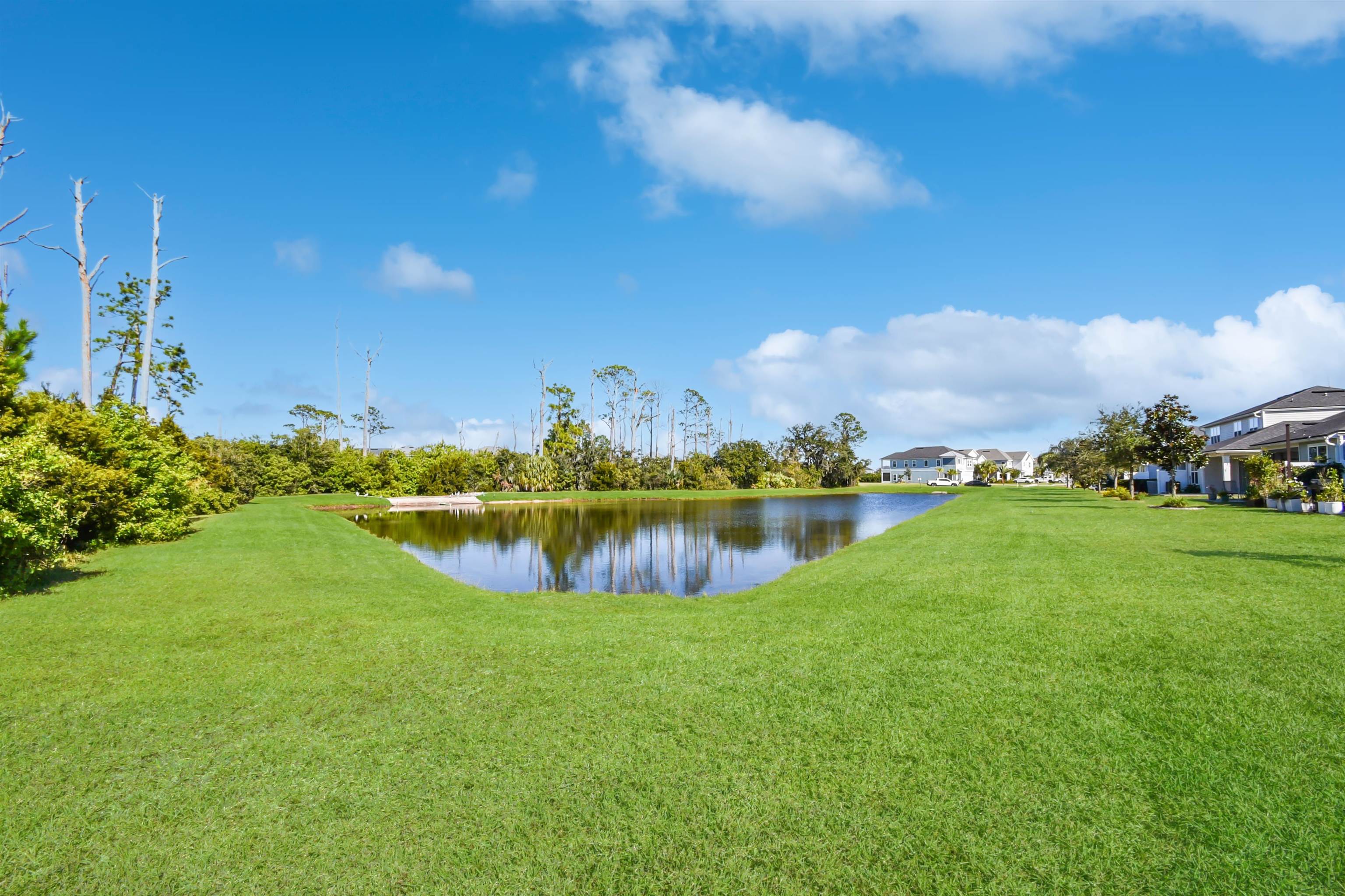 Image 33 of 40 For 108 Leeward Island Dr