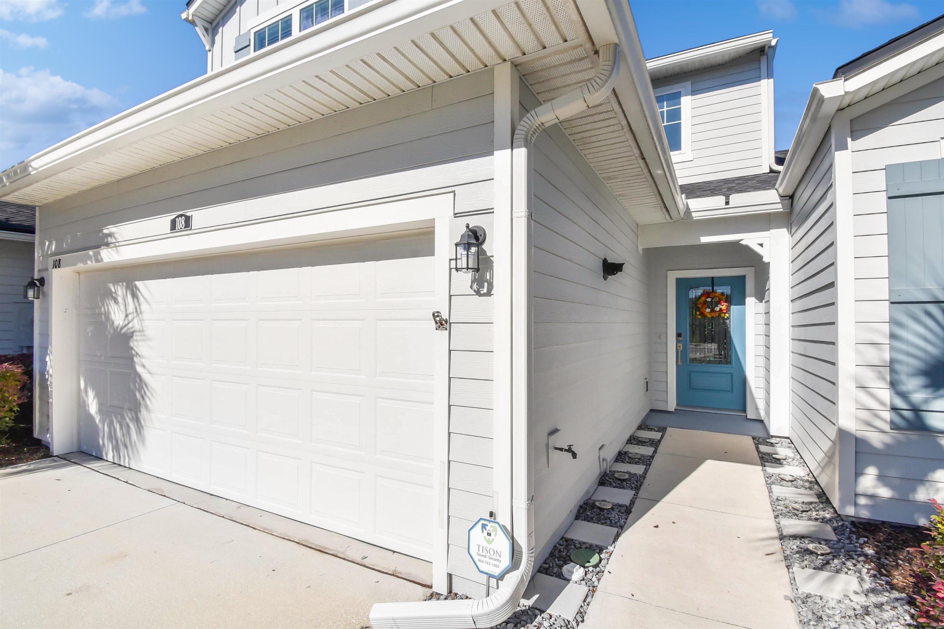 Image 34 of 40 For 108 Leeward Island Dr