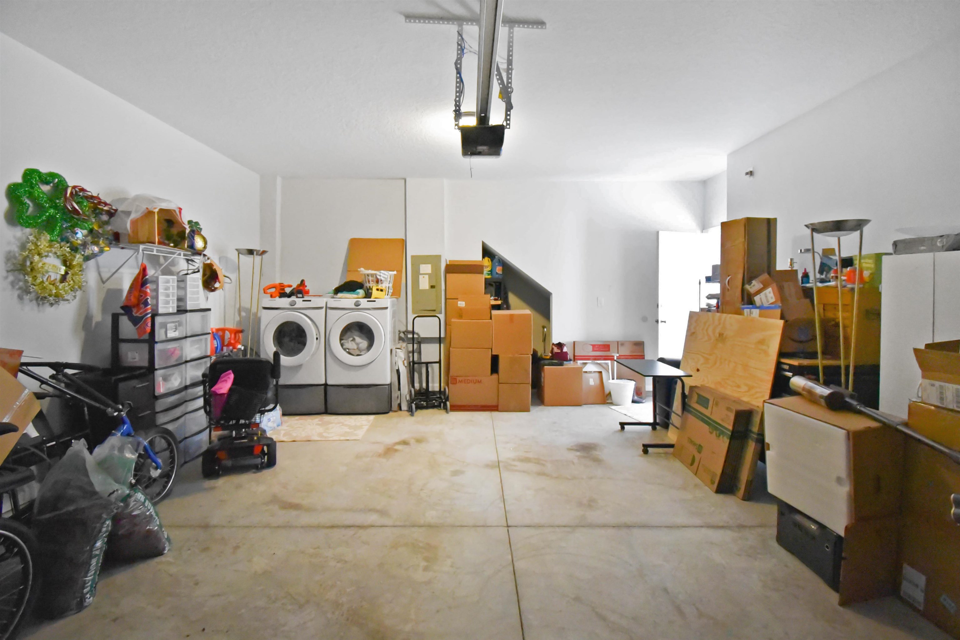 Image 37 of 40 For 108 Leeward Island Dr