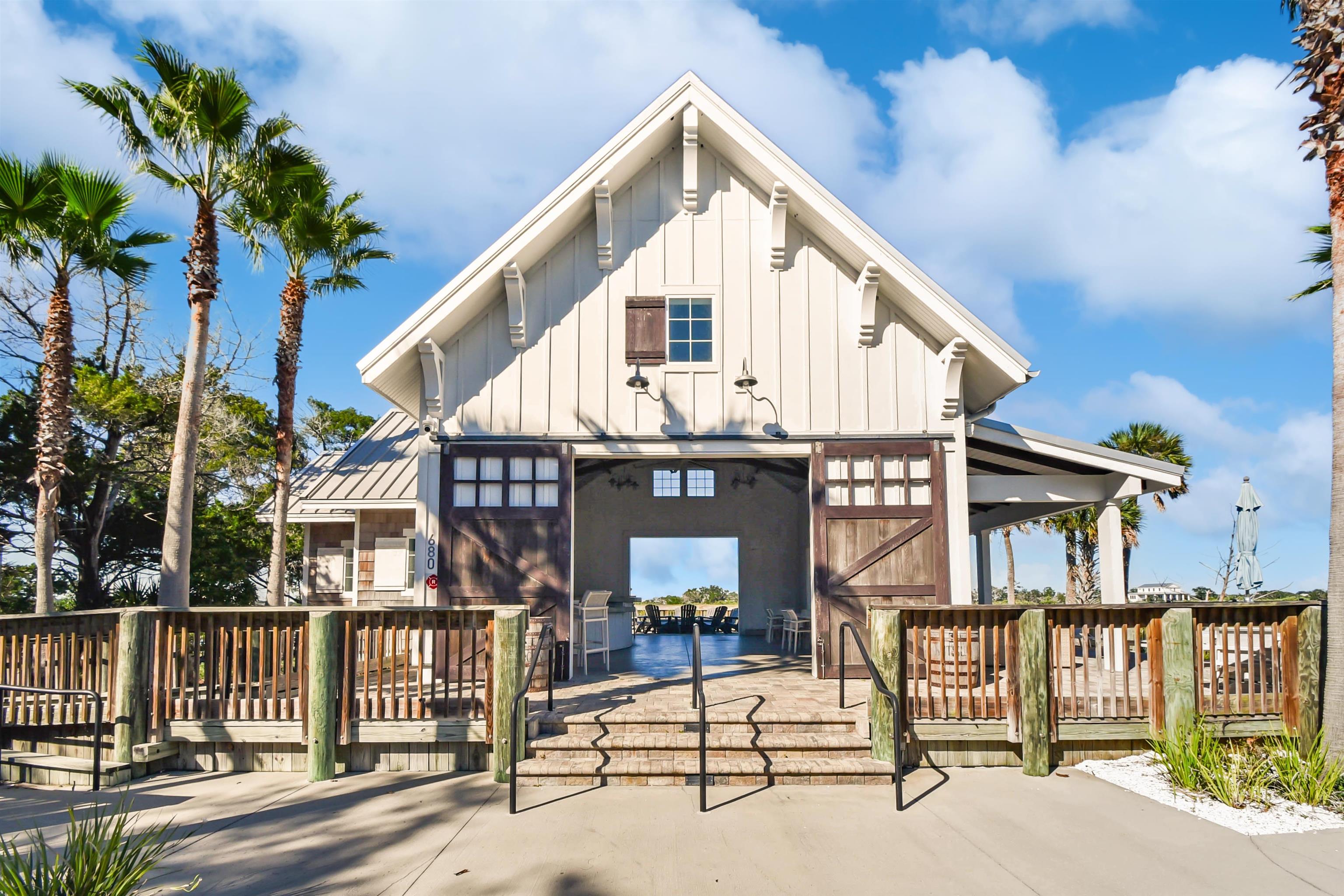 Image 38 of 40 For 108 Leeward Island Dr