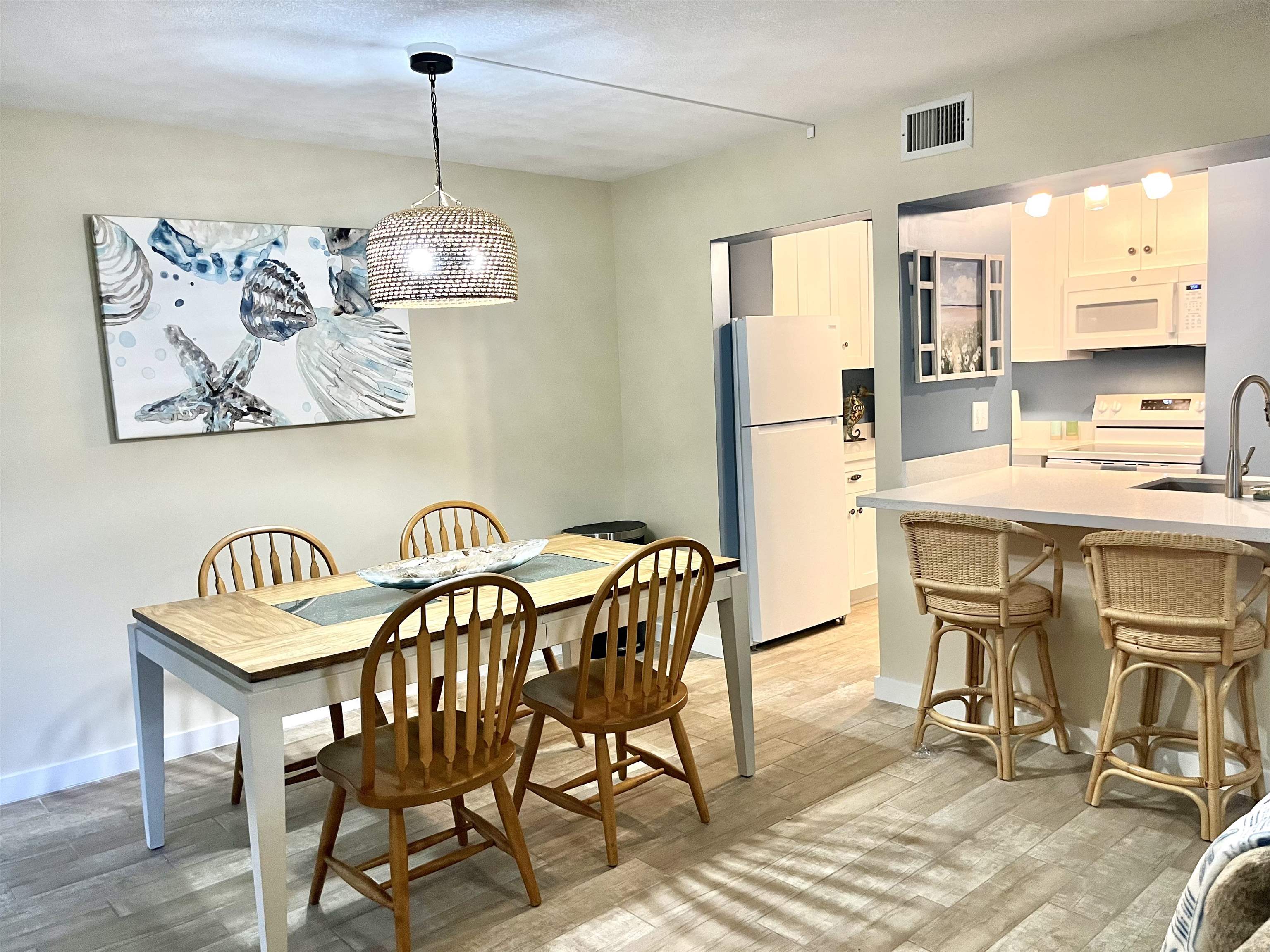 Image 4 of 20 For 9 Alcira Ct  