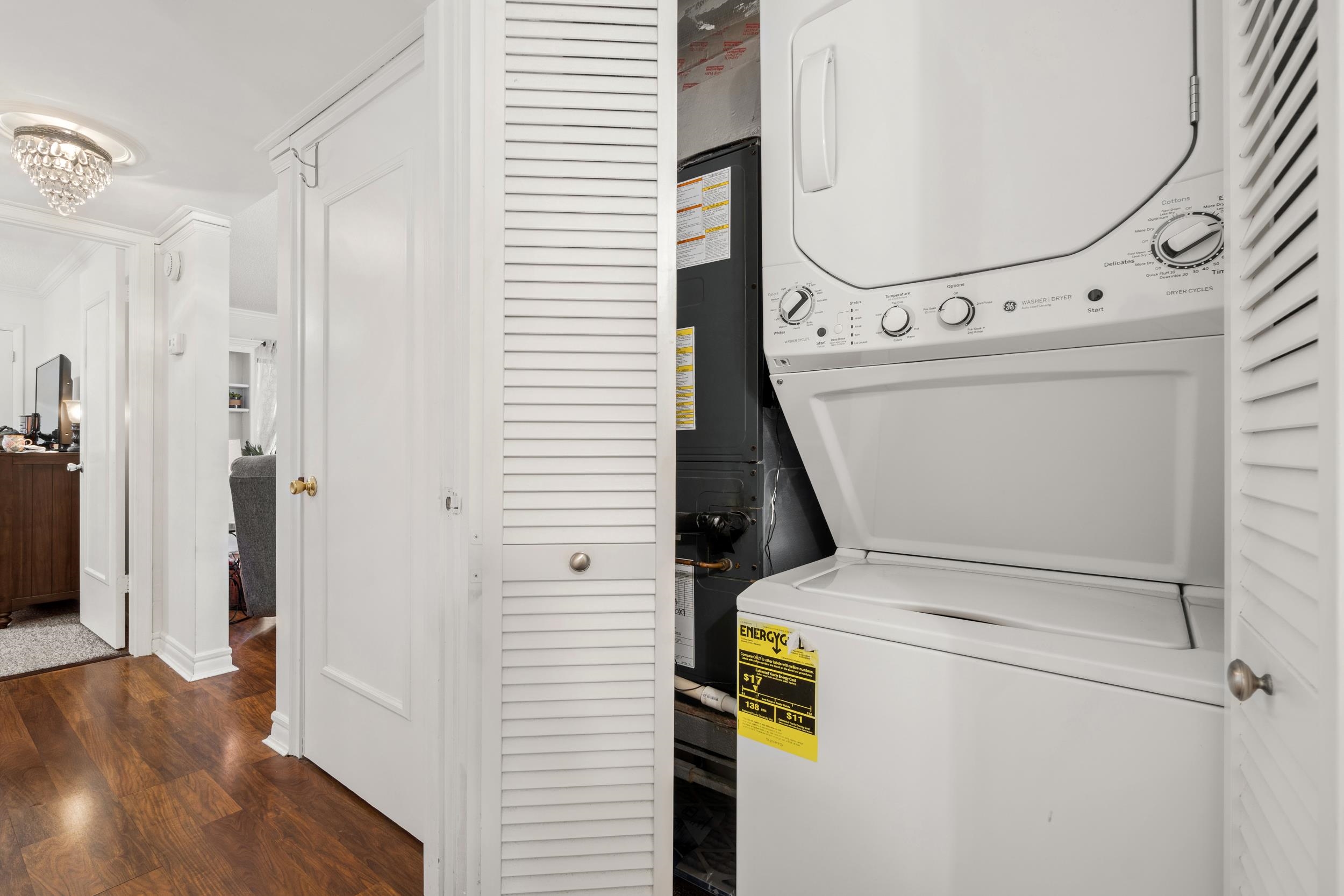 Image 16 of 37 For 600 Domenico Cir  A5