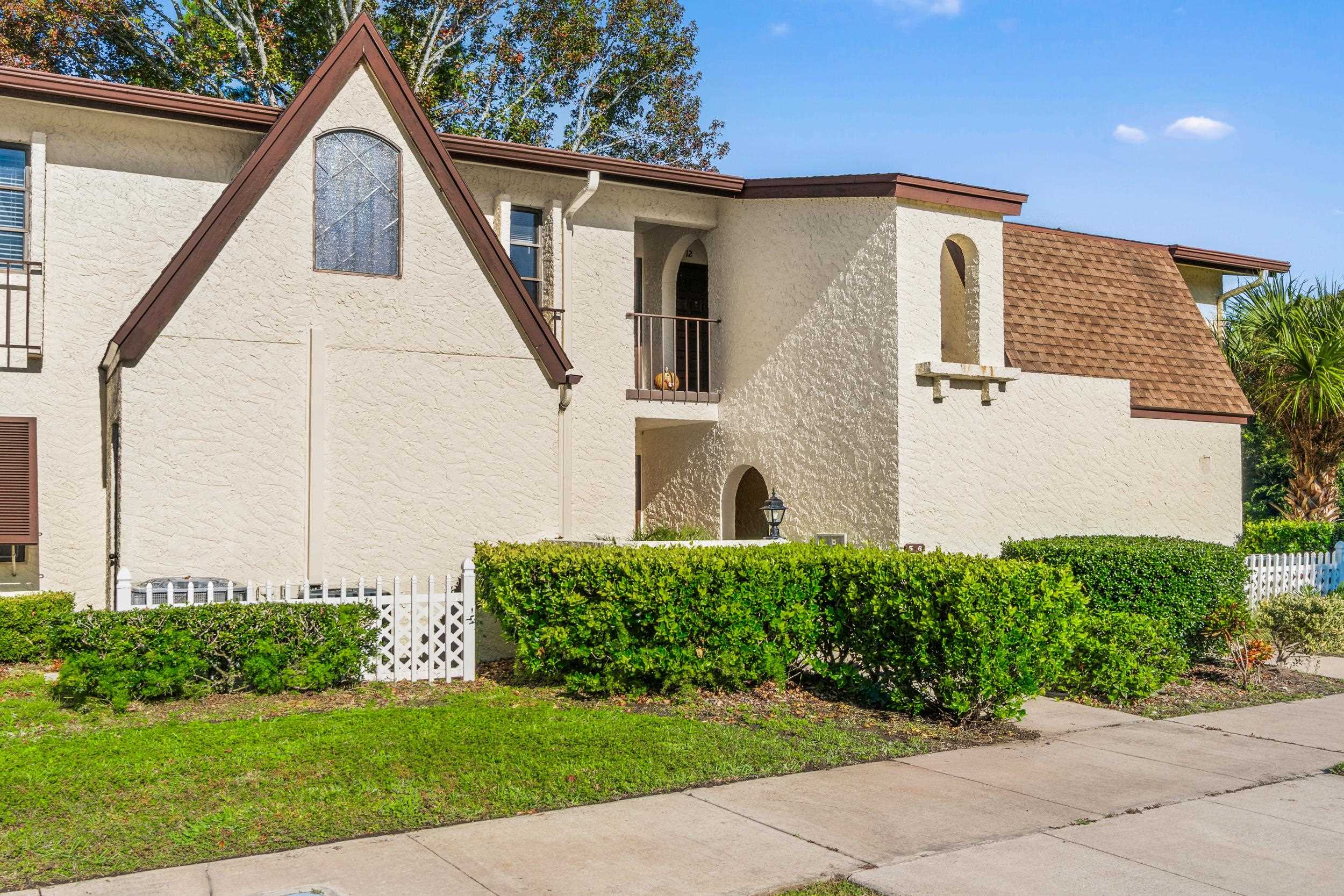 Image 2 of 37 For 600 Domenico Cir  A5