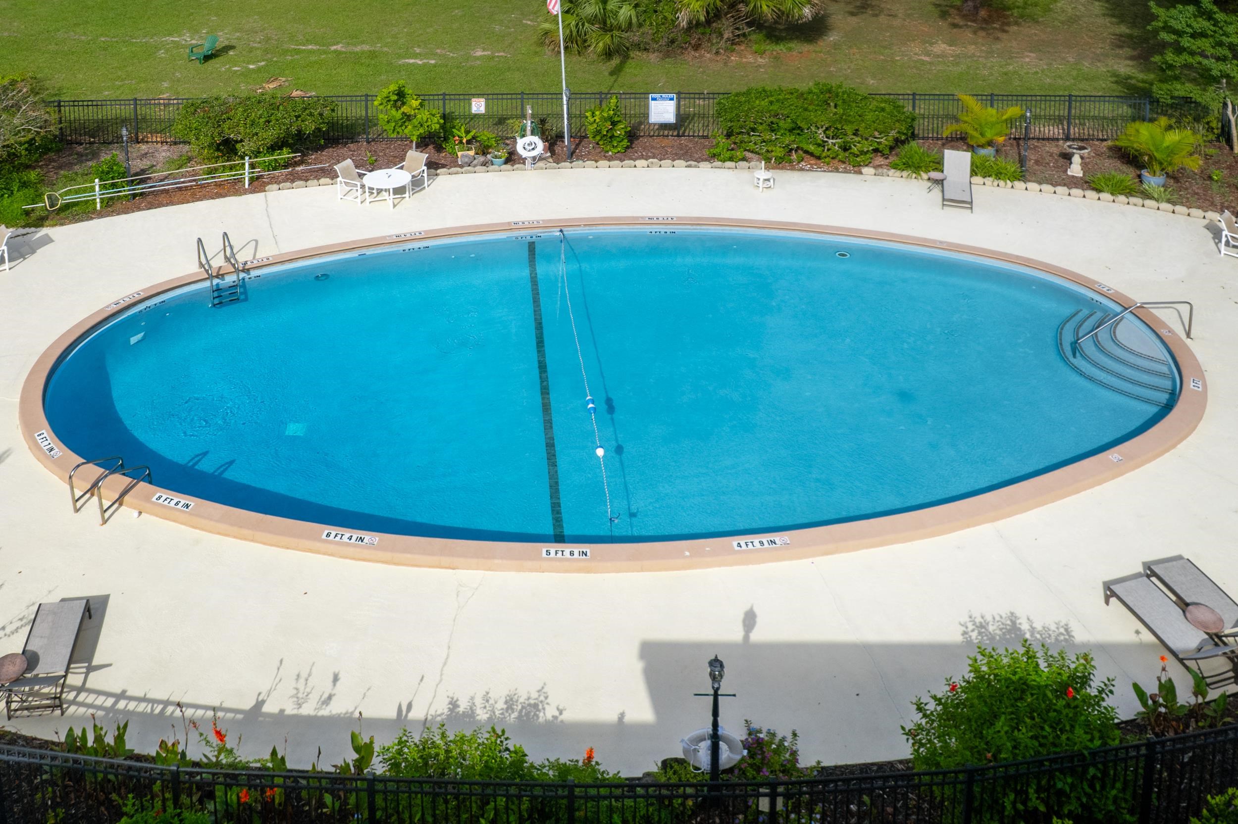 Image 35 of 37 For 600 Domenico Cir  A5