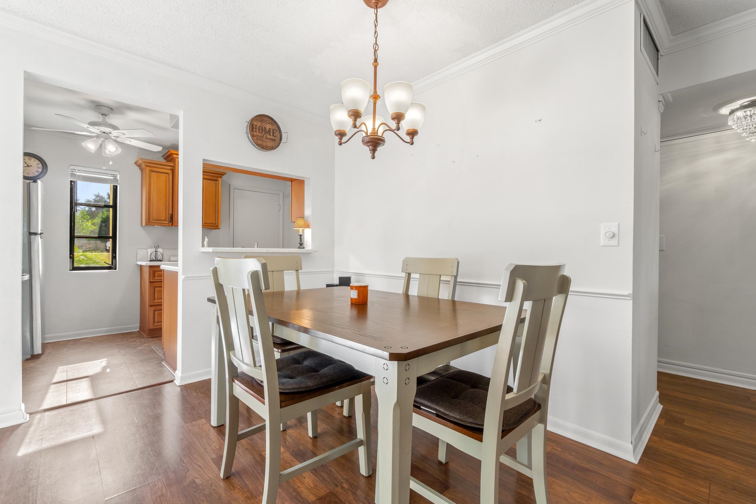 Image 8 of 37 For 600 Domenico Cir  A5