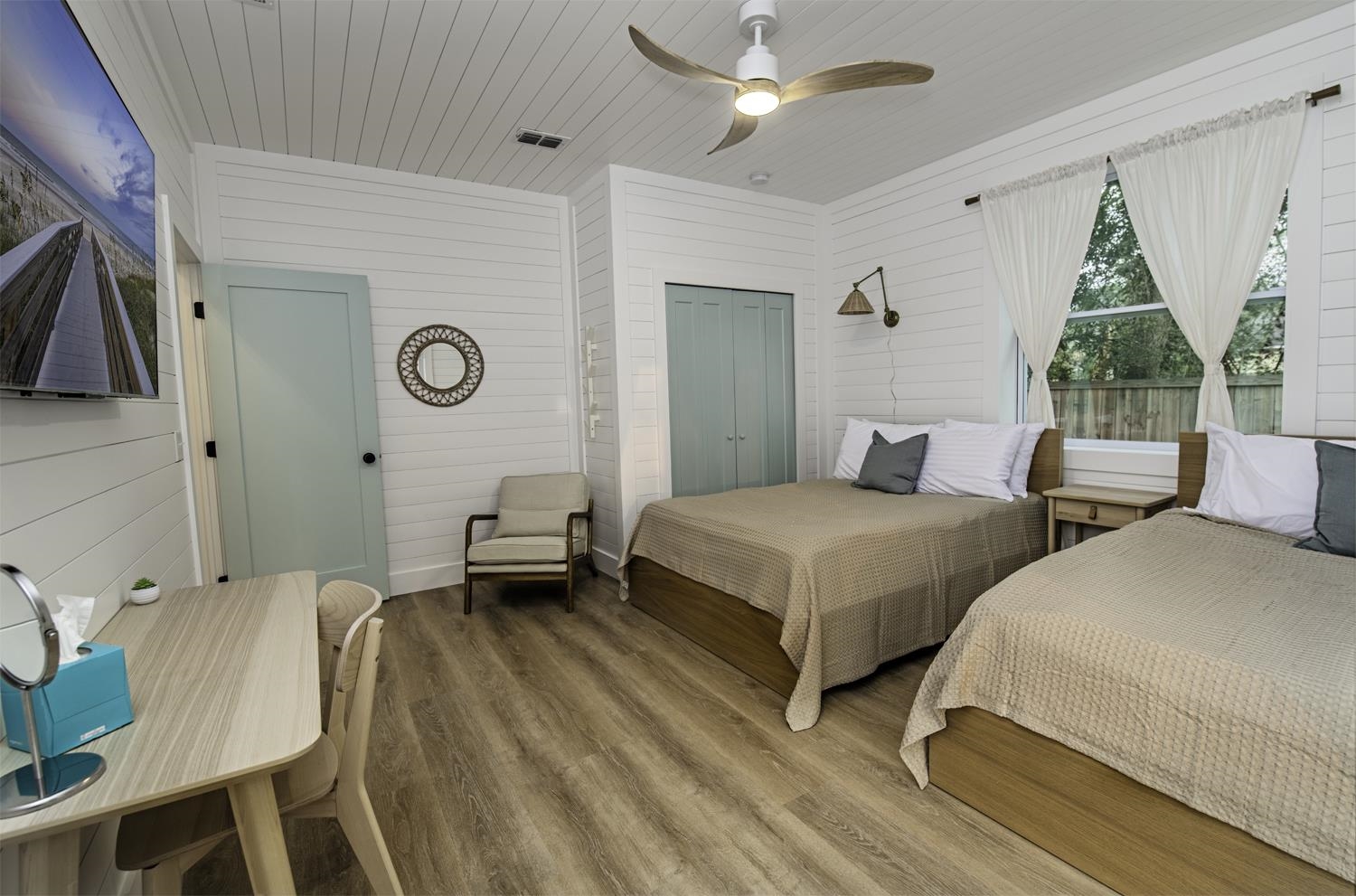 Image 35 of 90 For 16-18-20 Inlet Pl