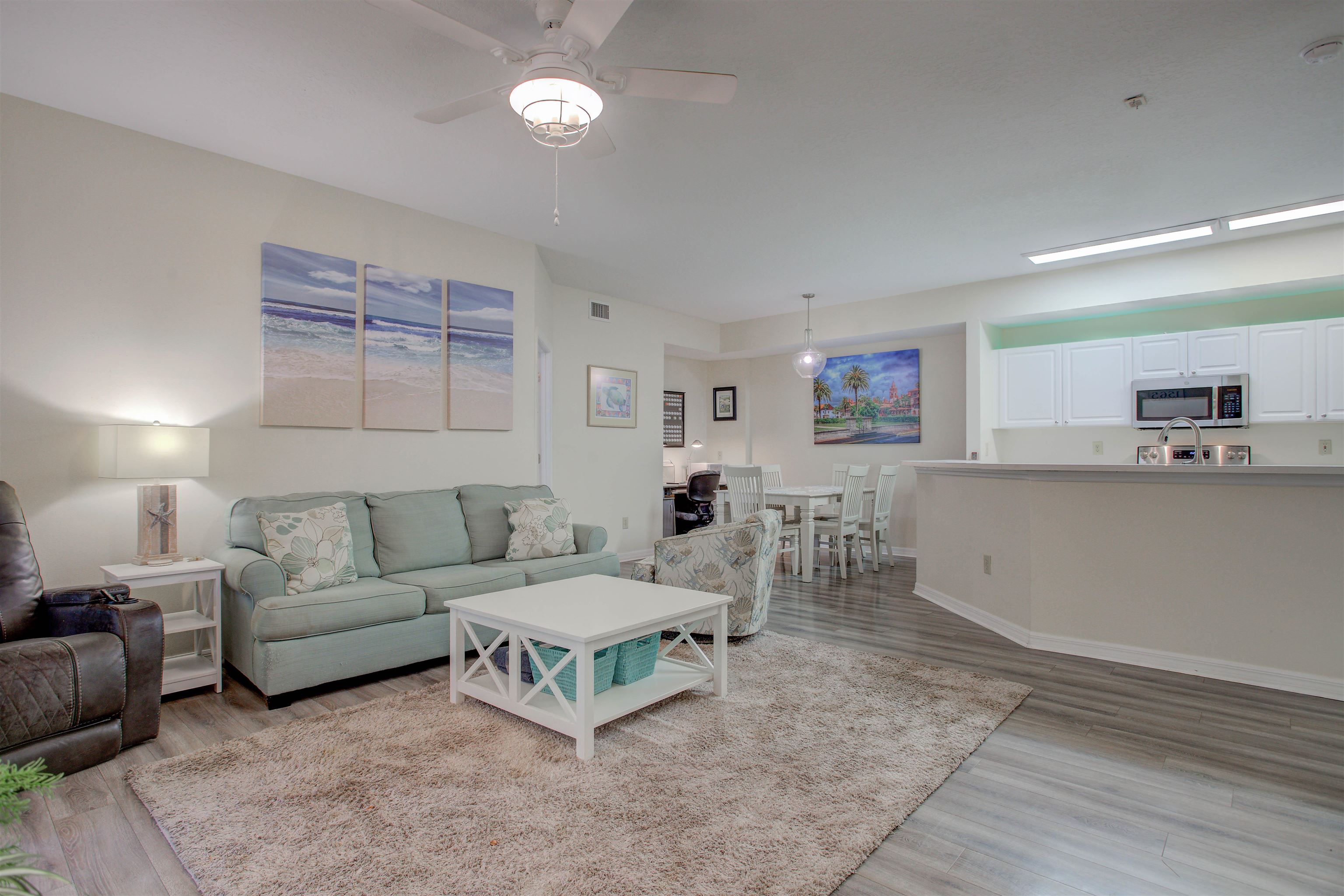 Image 19 of 48 For 35103 Harbour Vista Circle